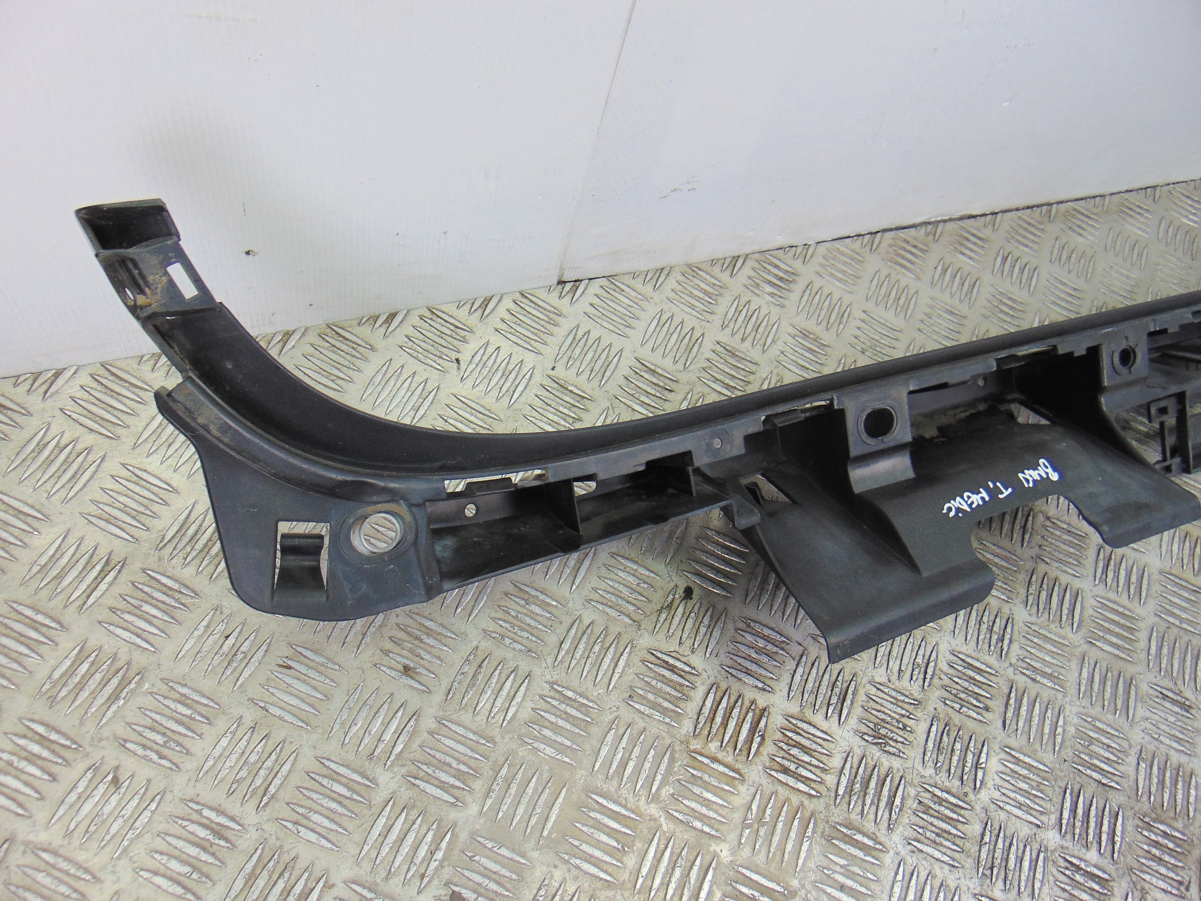 Molduras traseras, BMW Serie 3 Touring (E91) 320d 2006, 7127720 usado 3