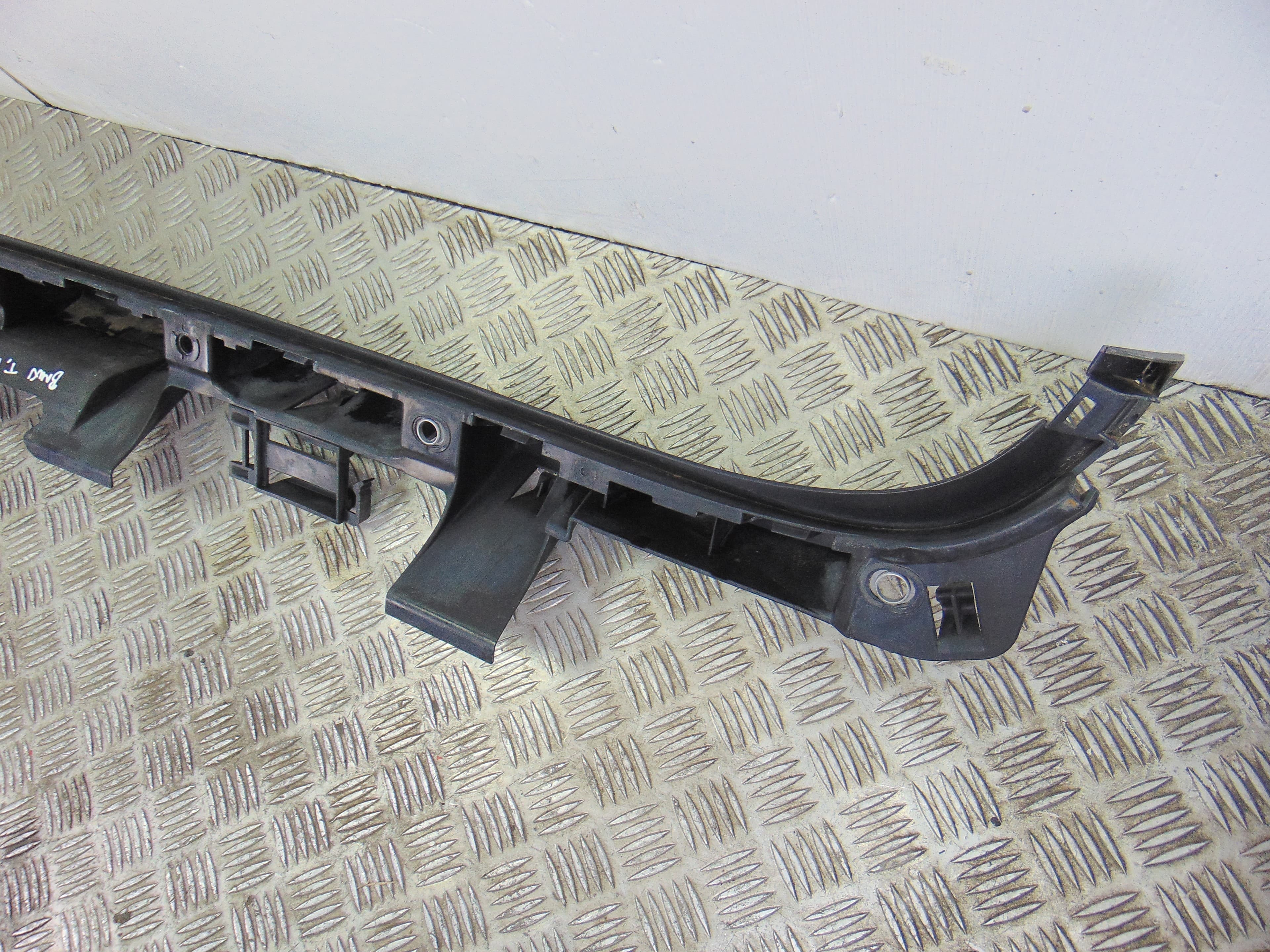 Molduras traseras, BMW Serie 3 Touring (E91) 320d 2006, 7127720 usado 7