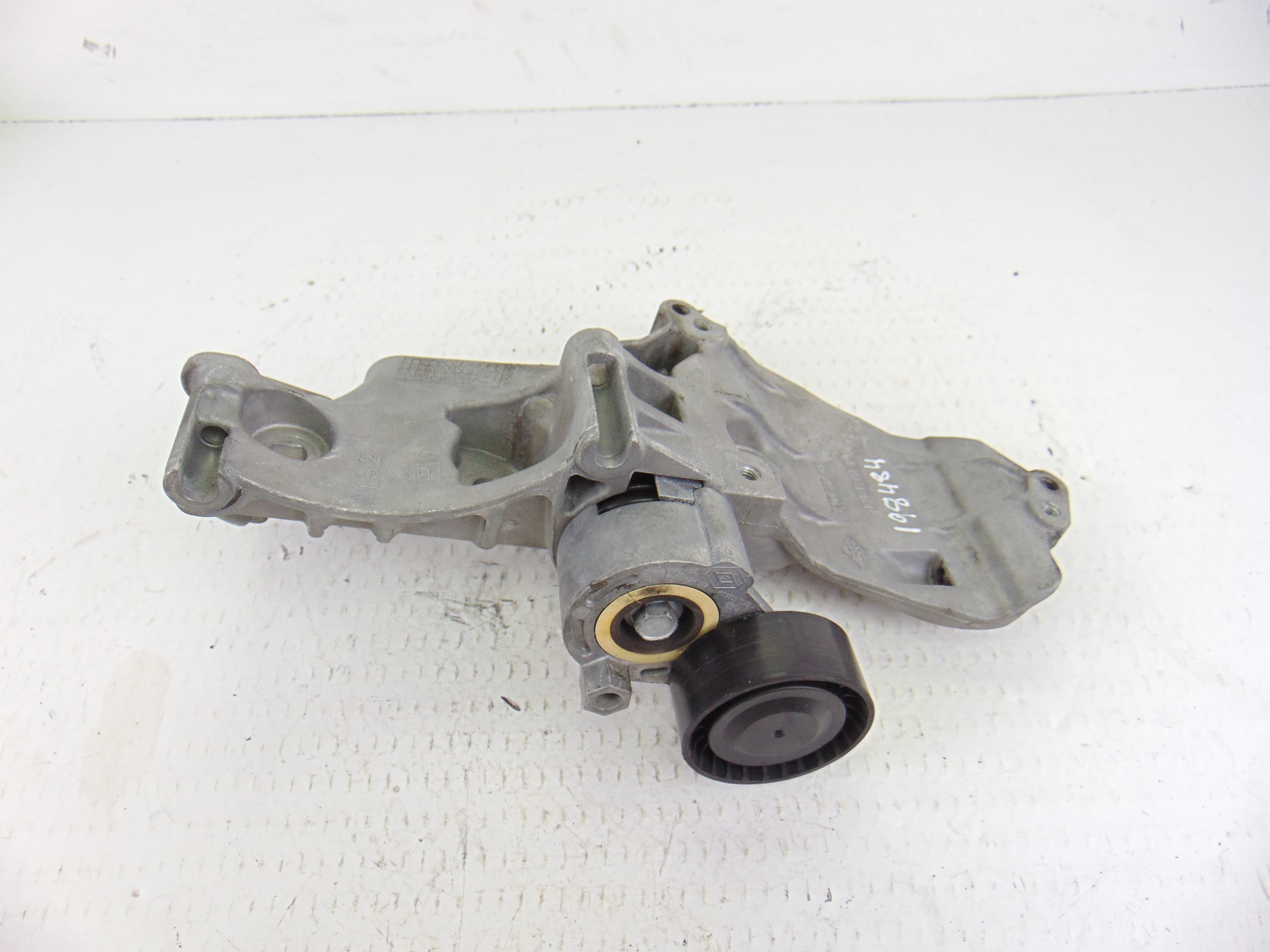 Soporte alternador, Nissan Qashqai (J10) Acenta 2010, 8200669495 usado