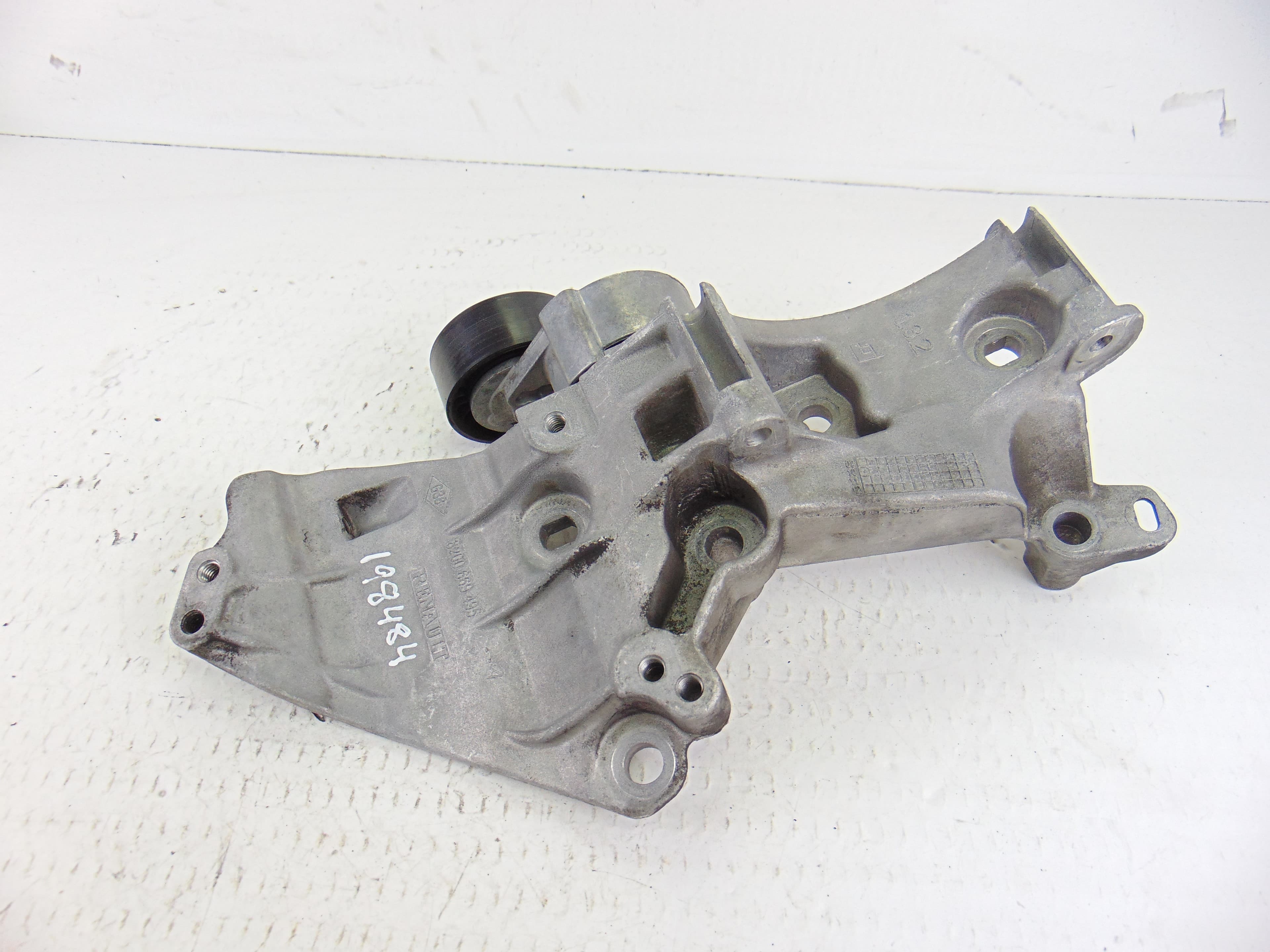 Soporte alternador, Nissan Qashqai (J10) Acenta 2010, 8200669495 usado 2