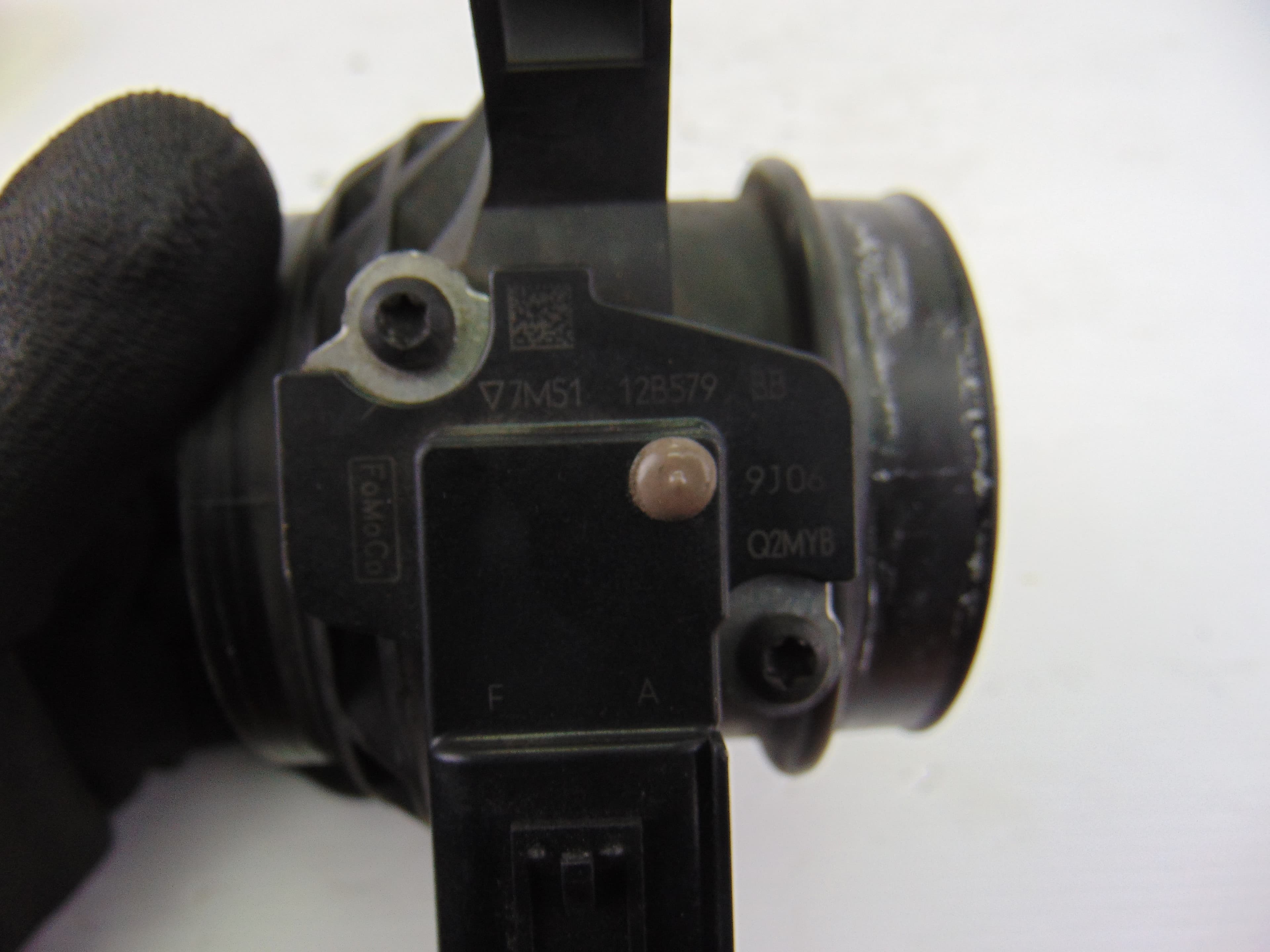 Caudalimetro, Ford Focus Berlina (CB4) Trend 2009, 7M51-9A673-EH usado 3