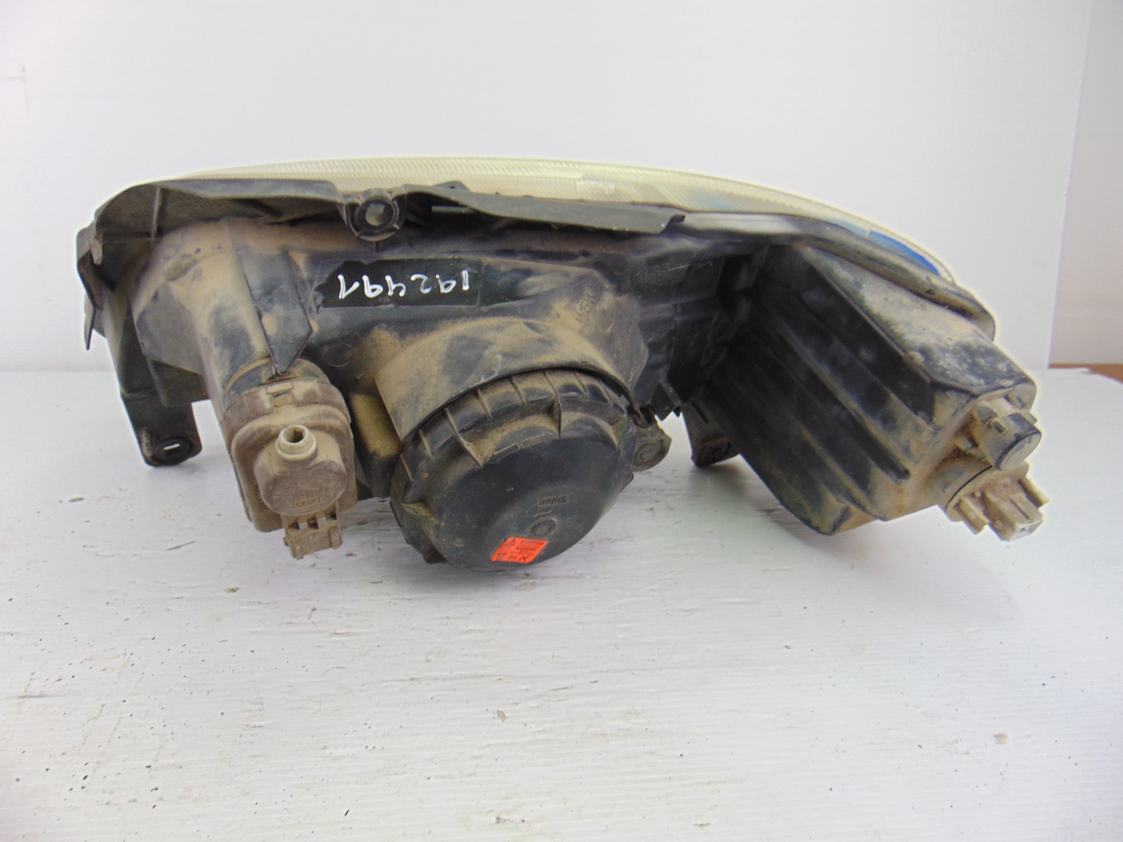 Faro derecho, Peugeot 106 (S2) Xn D 1996 usado 2