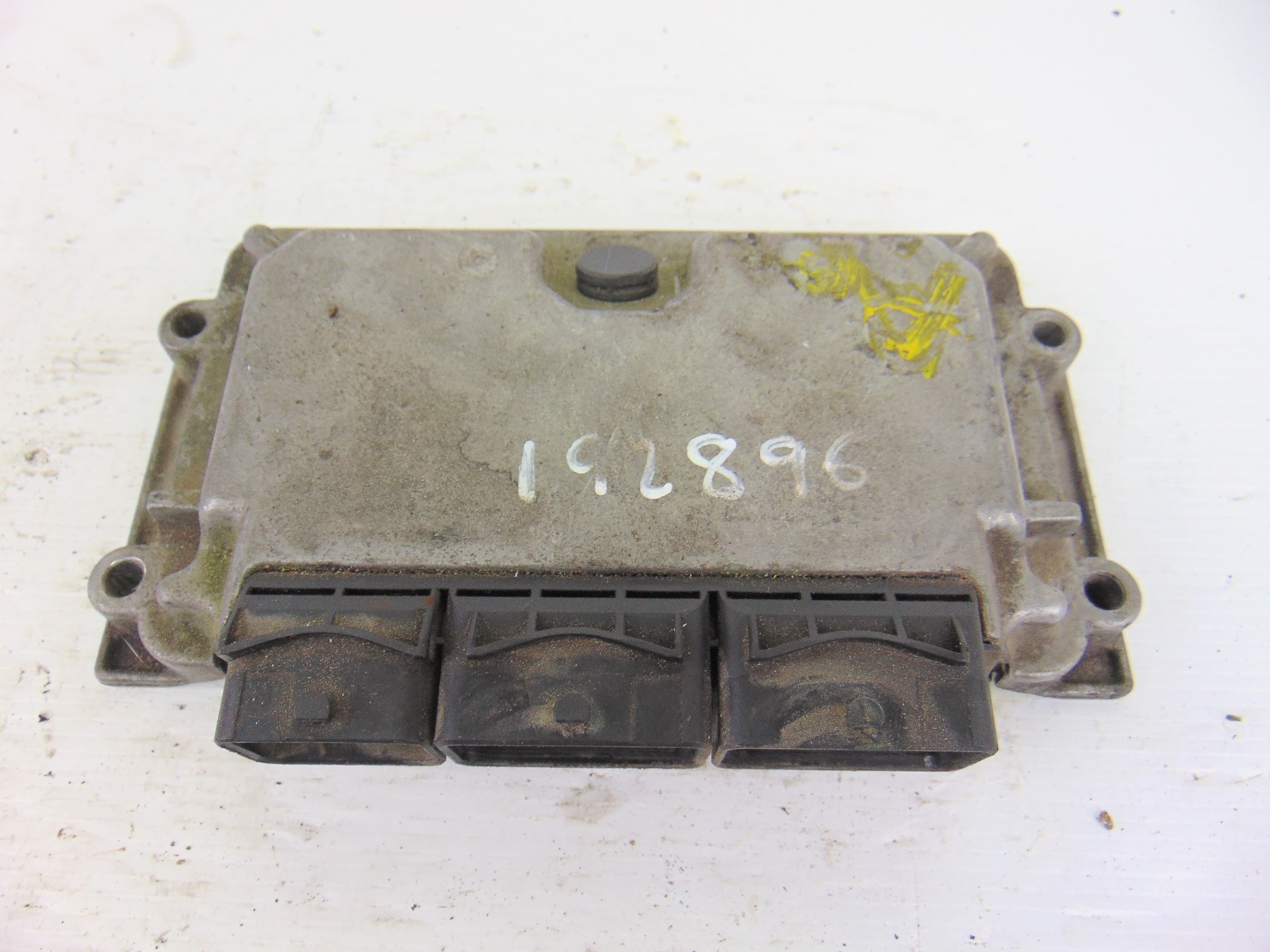 Centralita motor uce, 9630059880 usado