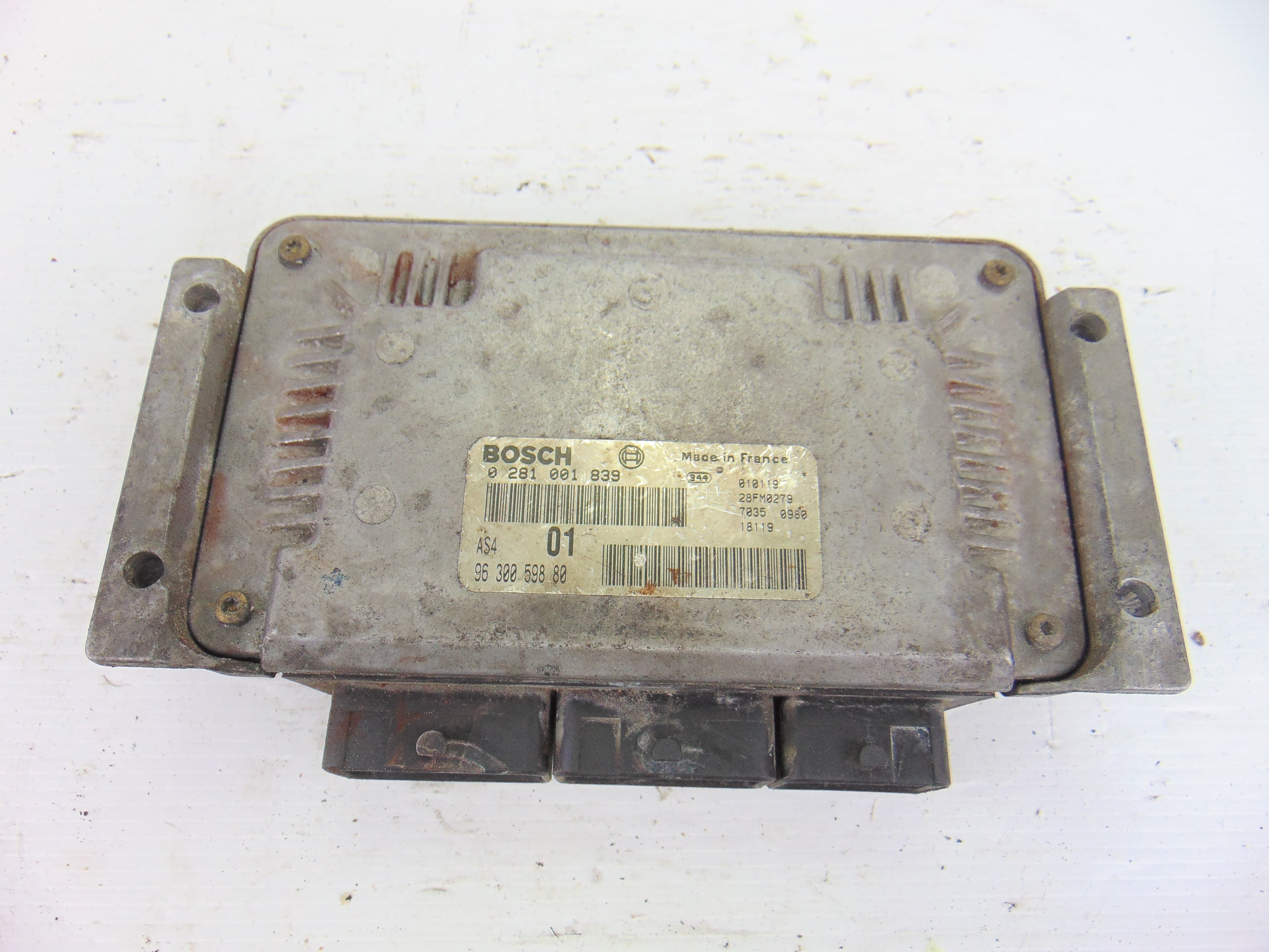 Centralita motor uce, 9630059880 usado 2