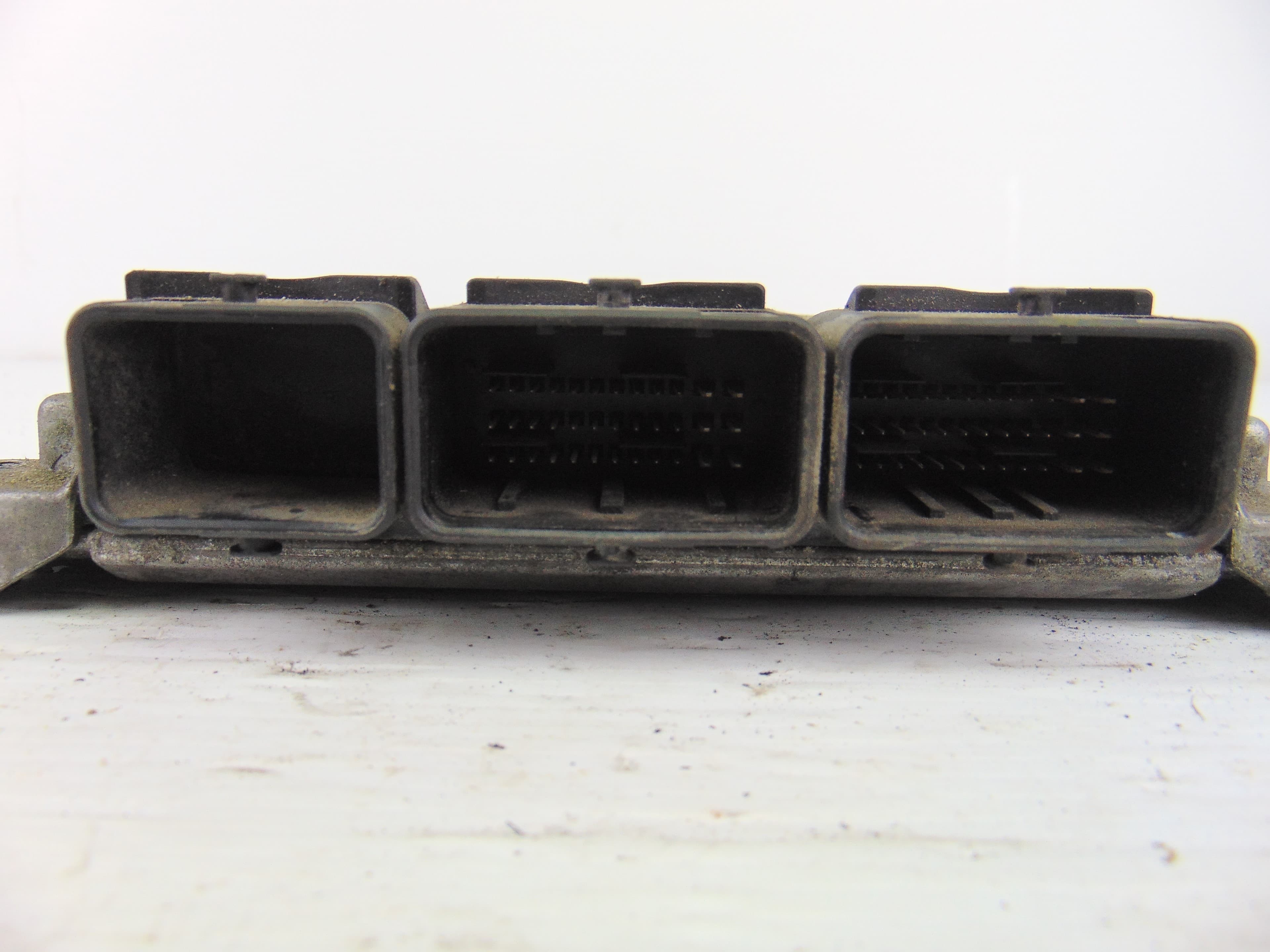 Centralita motor uce, 9630059880 usado 3
