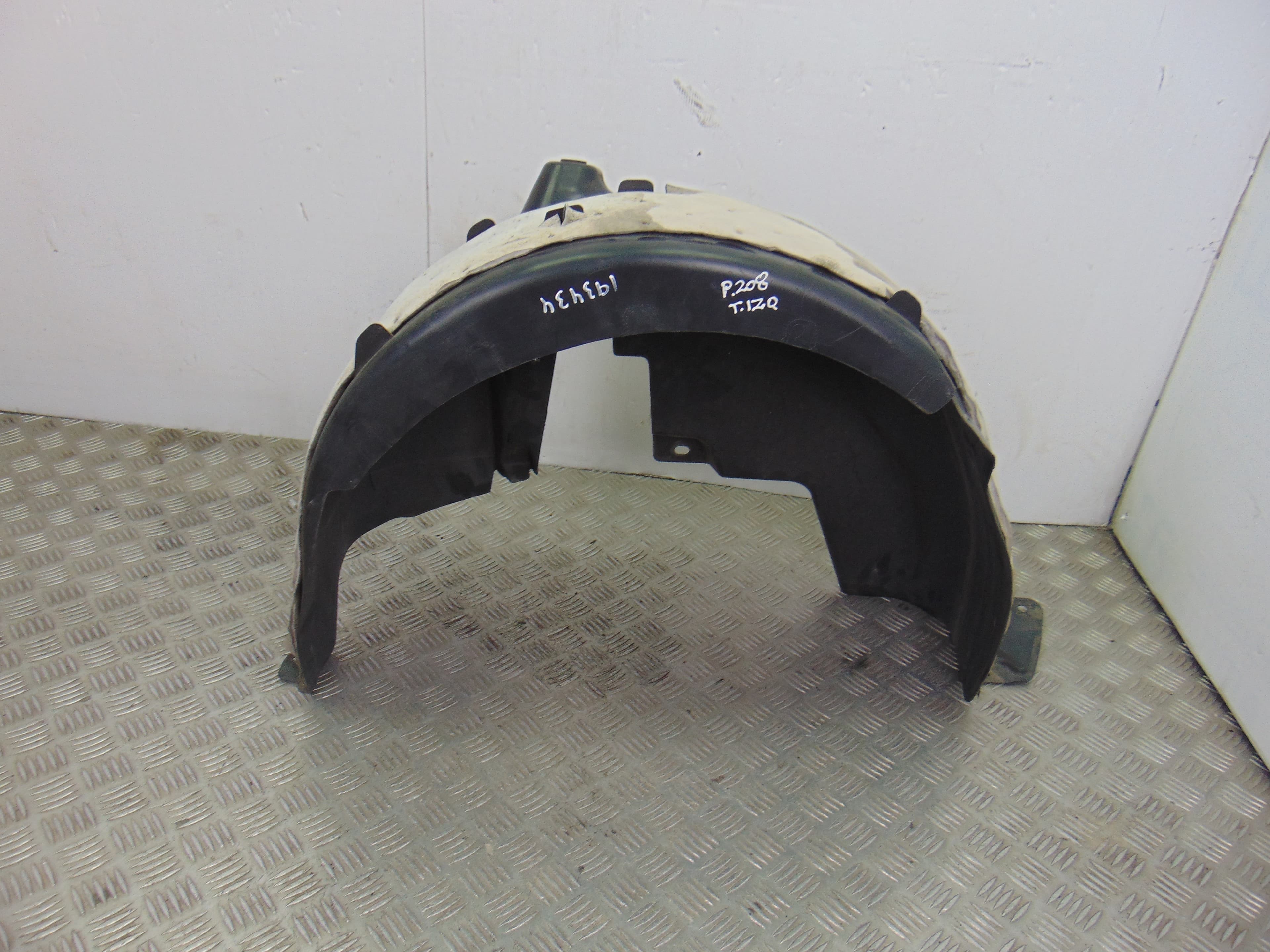 Paso rueda, Peugeot 208 GT Line 2016, 9673797480 usado