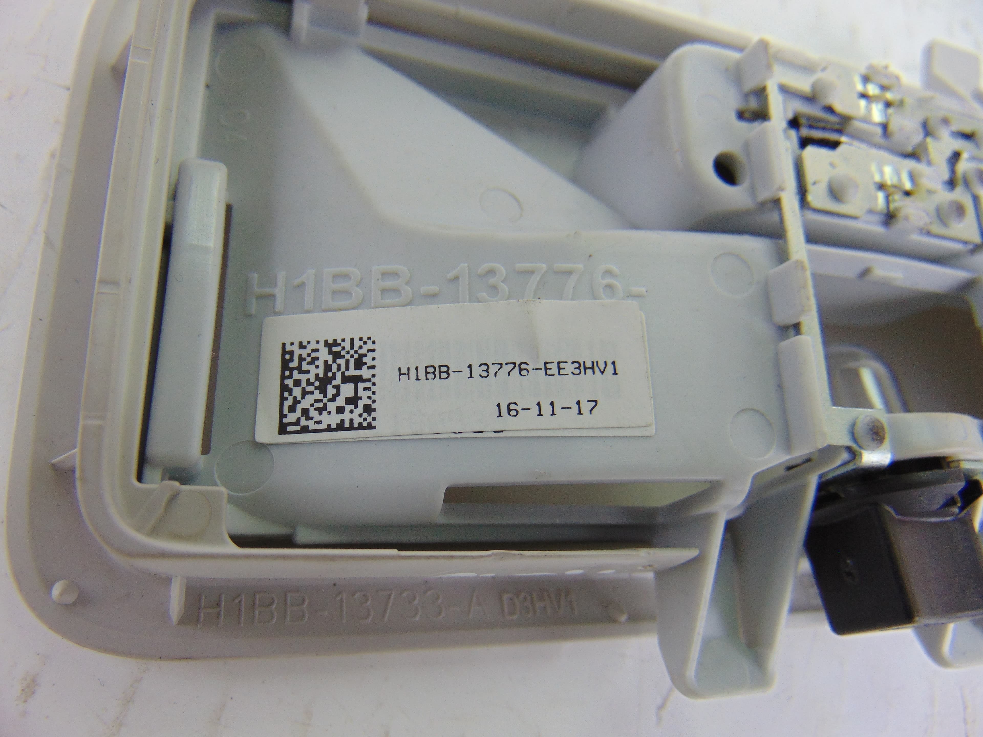 Luz interior, Ford Fiesta (CE1) Trend 2018, H1BB-13776-EE usado 3