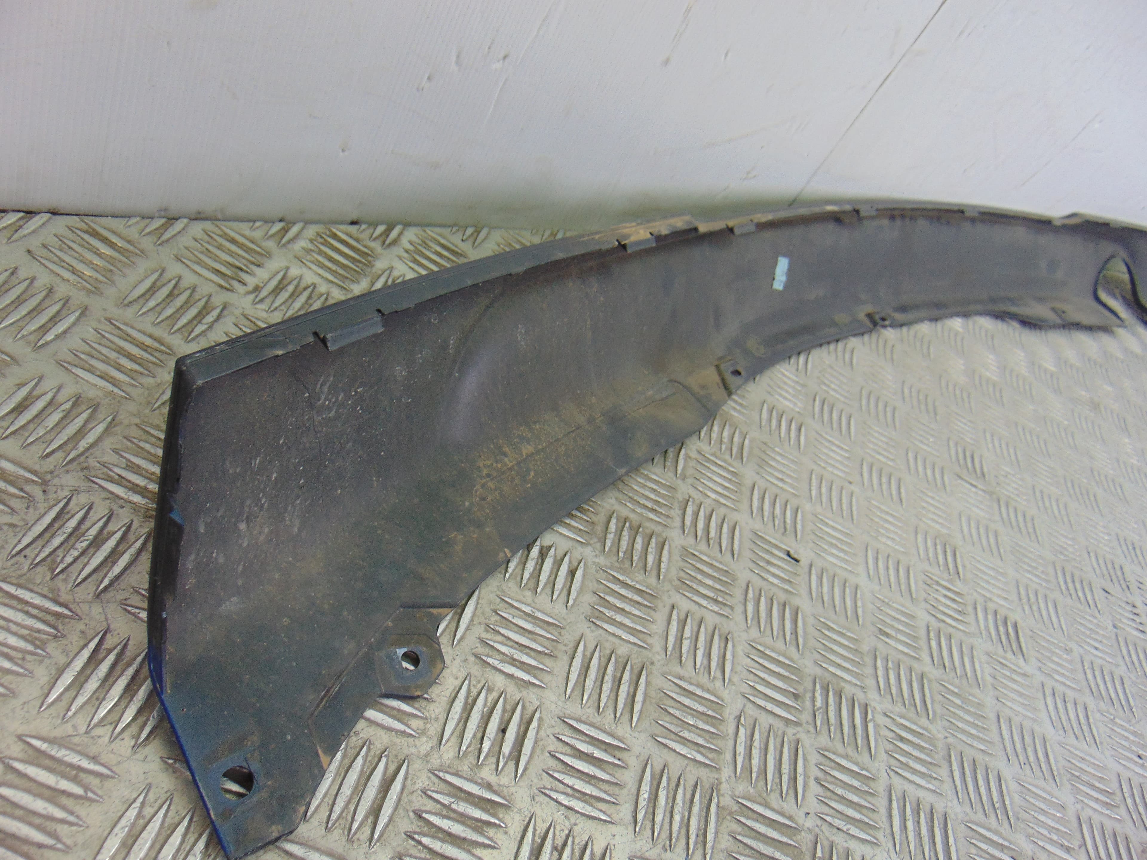 Spoiler paragolpes trasero, 15857711 usado 2