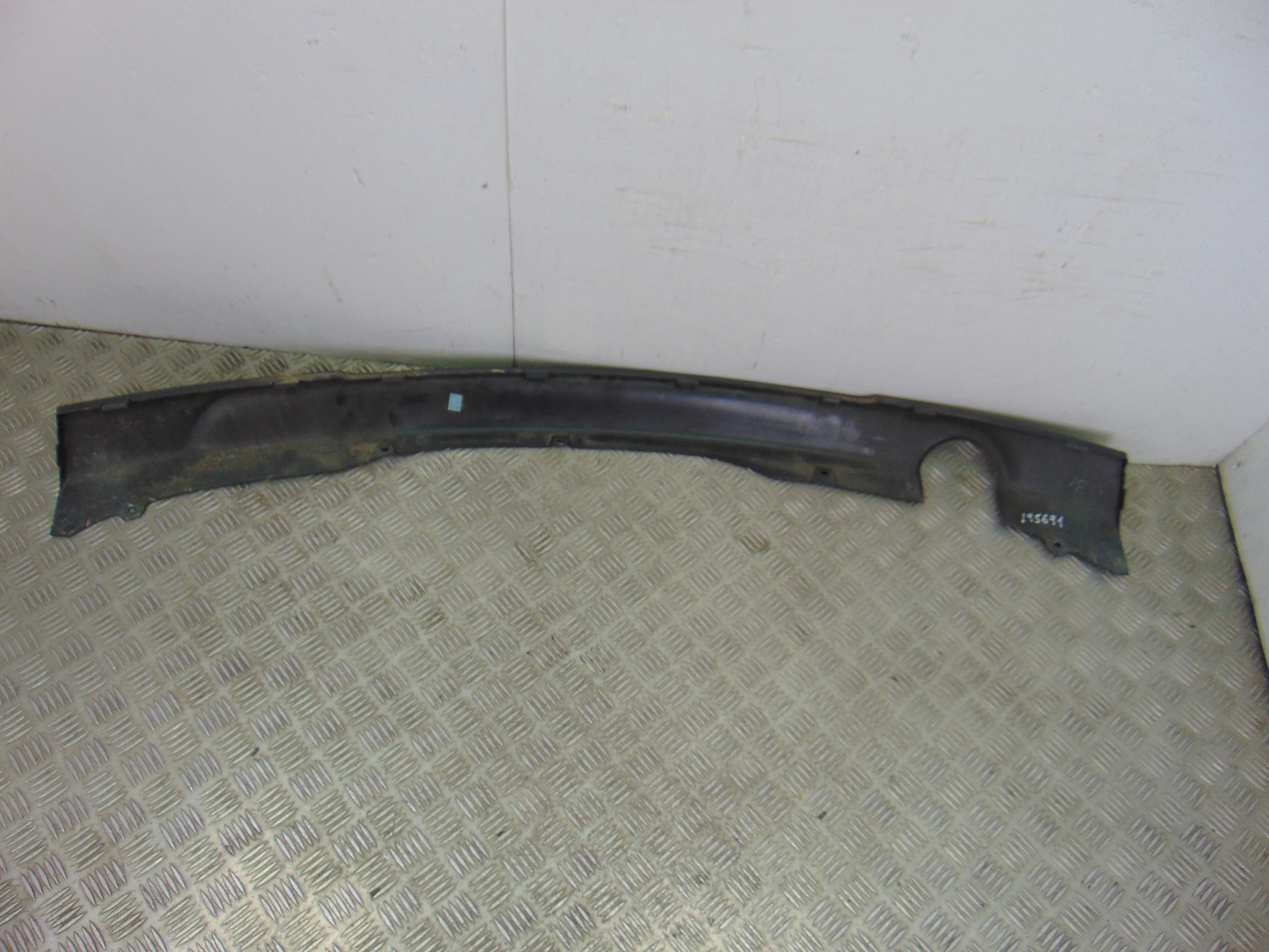 Spoiler paragolpes trasero, 15857711 usado 6