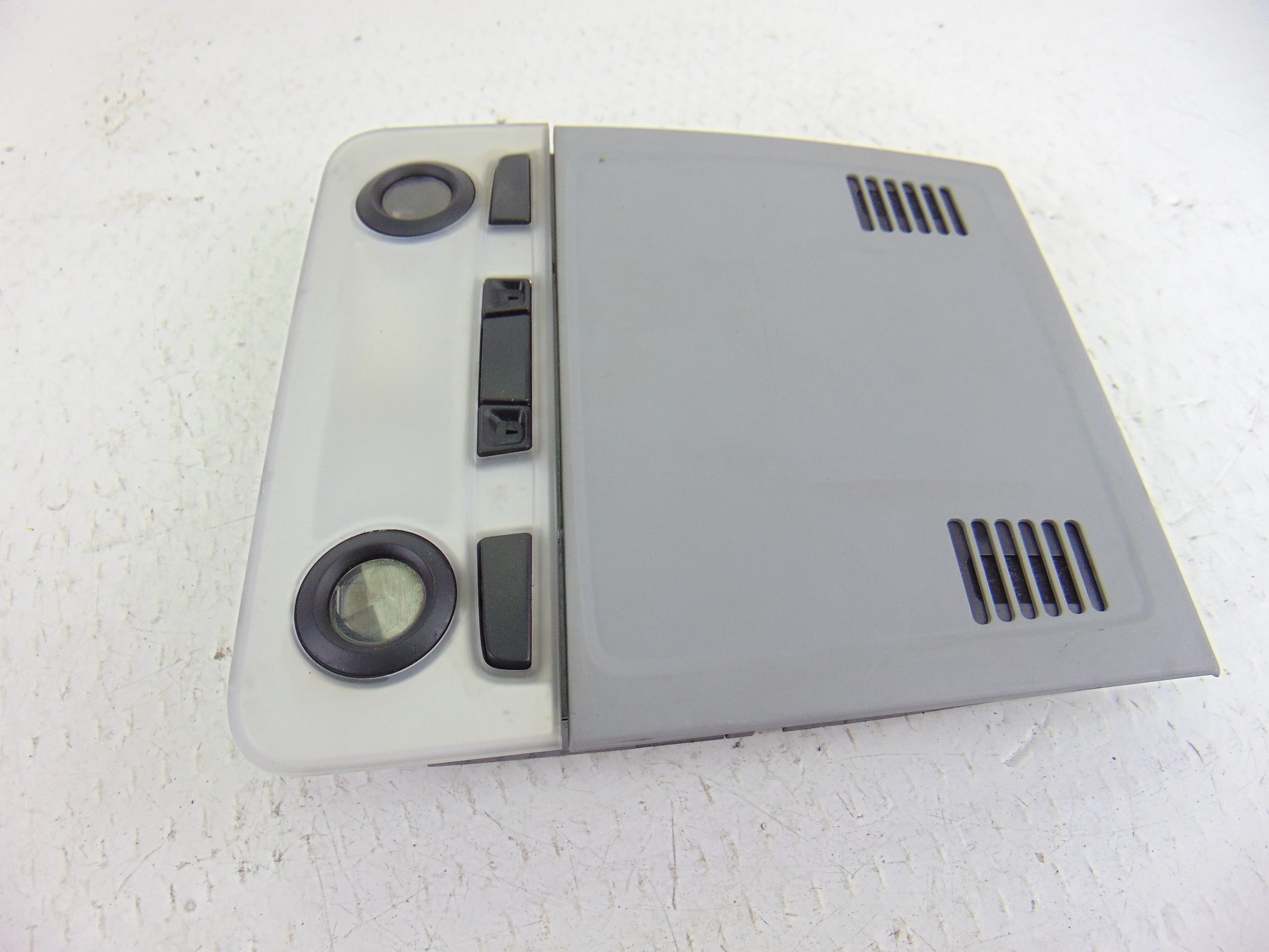 Luz interior, BMW Serie 1 Berlina (E81/E87) 120d 2008, 6961449 usado 4