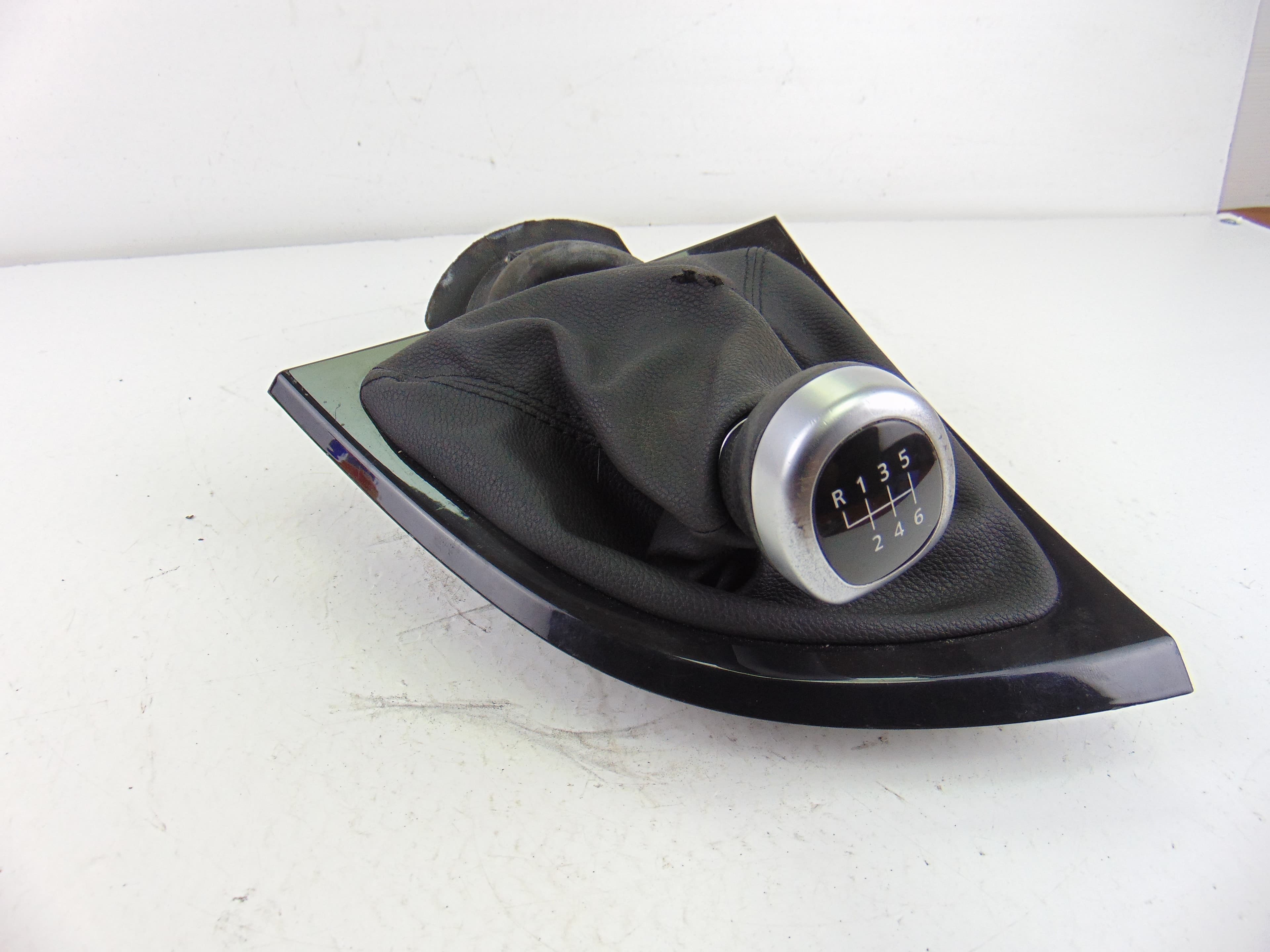 Pomo palanca cambio, BMW Serie 1 Berlina (E81/E87) 118d 2007 usado