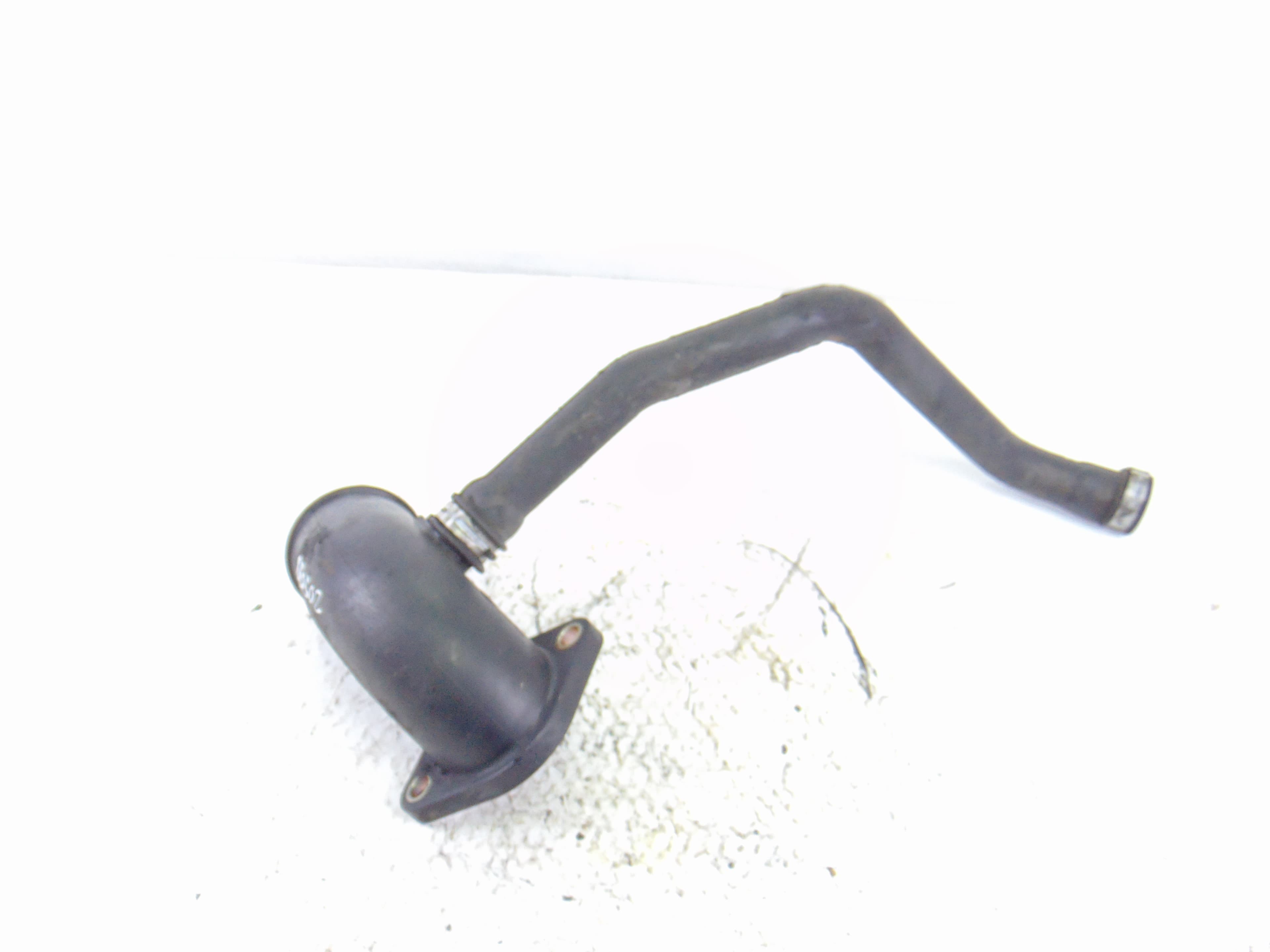Tubo, YC10-6K686-AC usado
