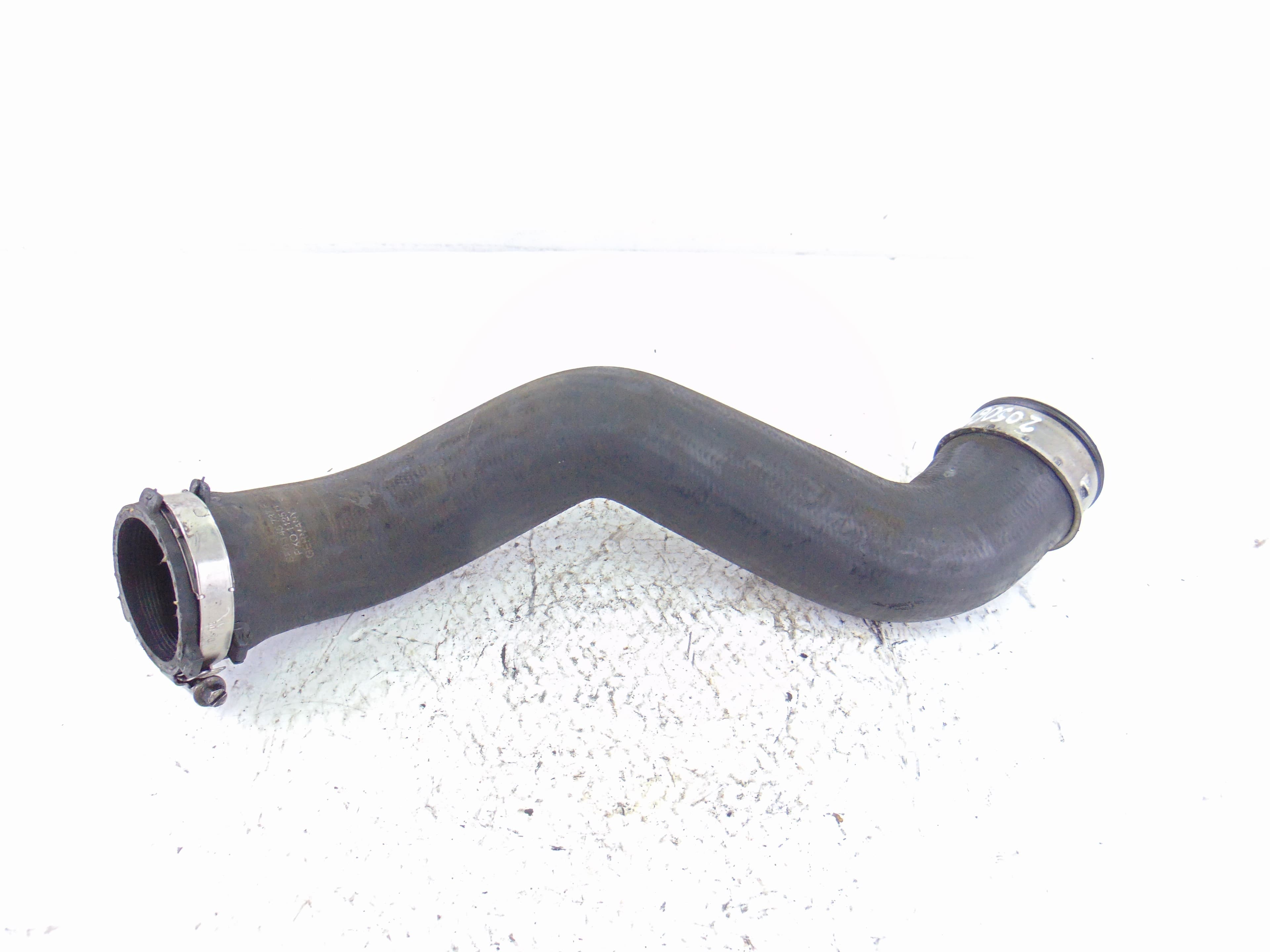 Tubo, 8E0145737F usado 2