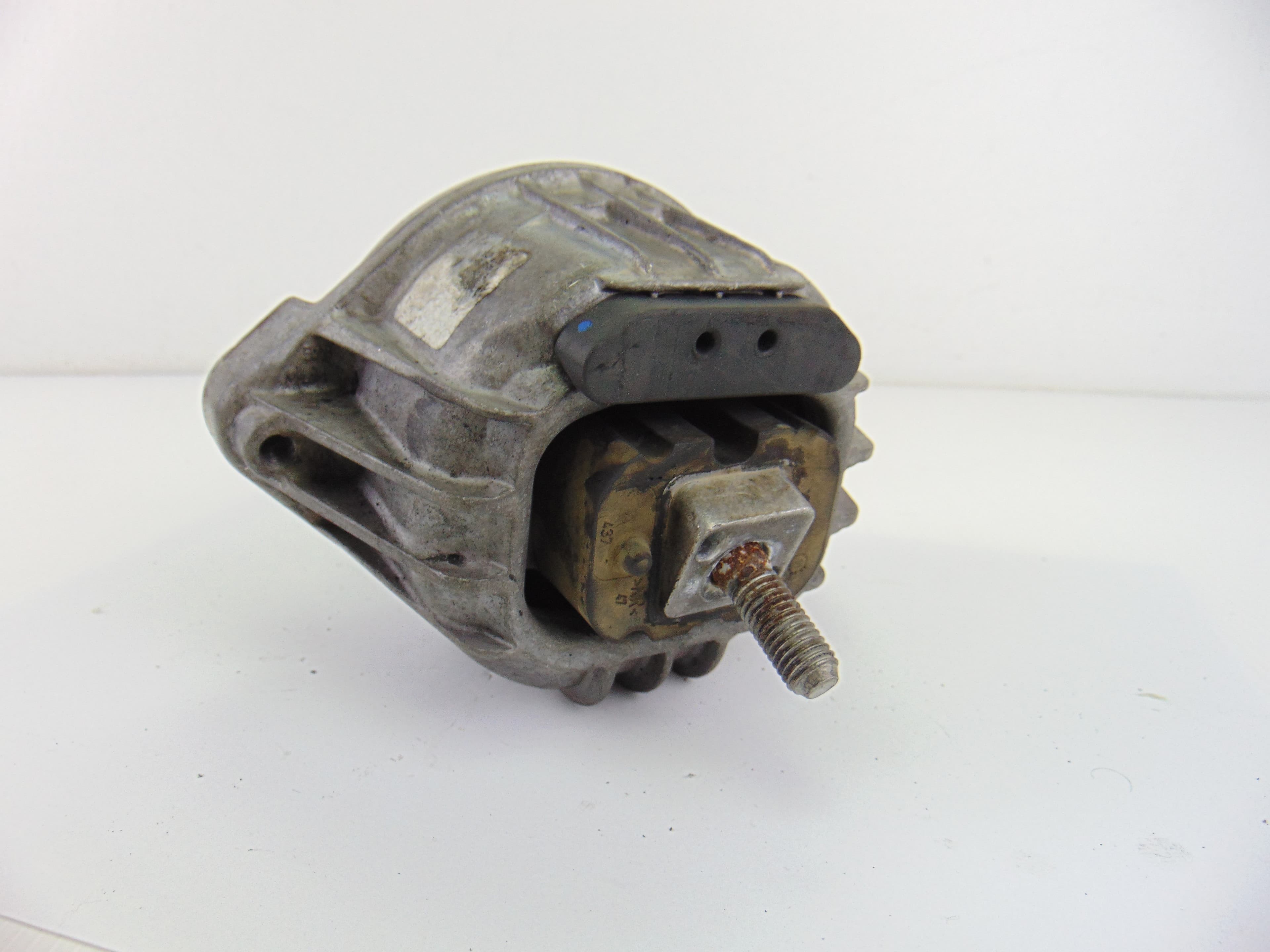 Soporte motor, 13981112 usado 3