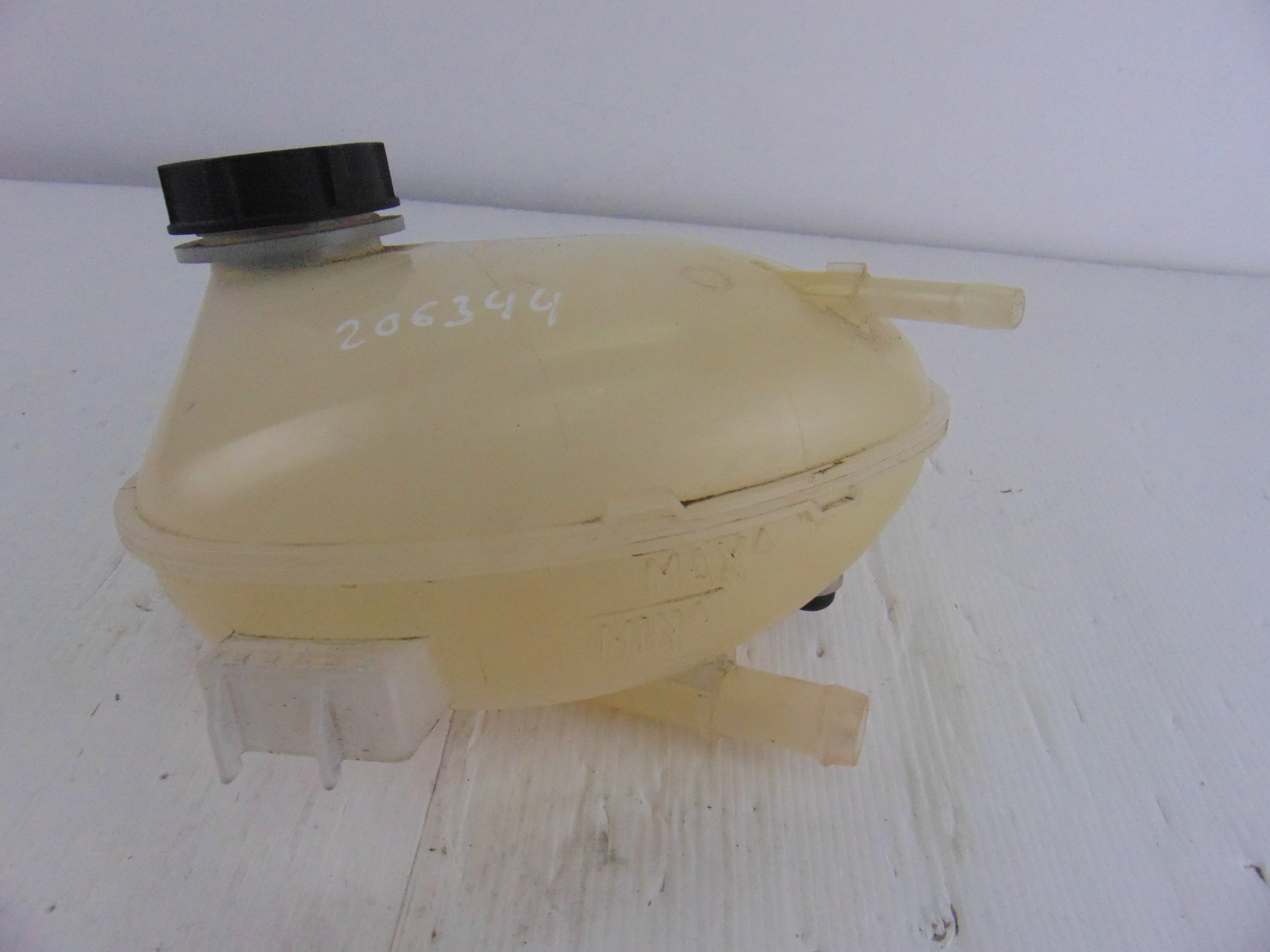 Deposito expansion, Ford Puma Hybrid ST-Line 2021, GN118A080AA usado 2