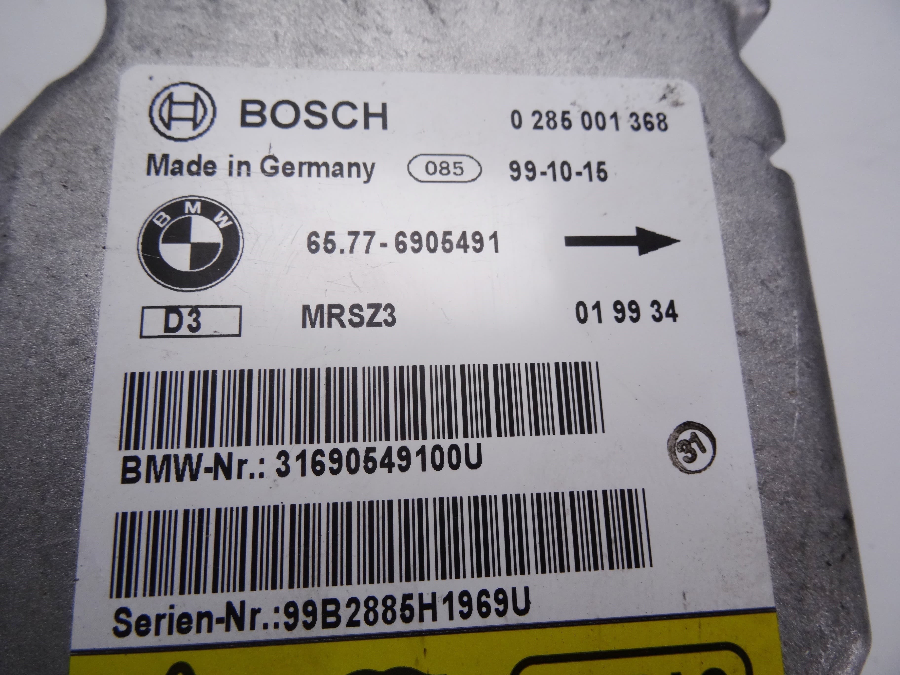 Centralita airbag, BMW Serie 3 Berlina (E46) 316i 2000, 6905491 usado 3