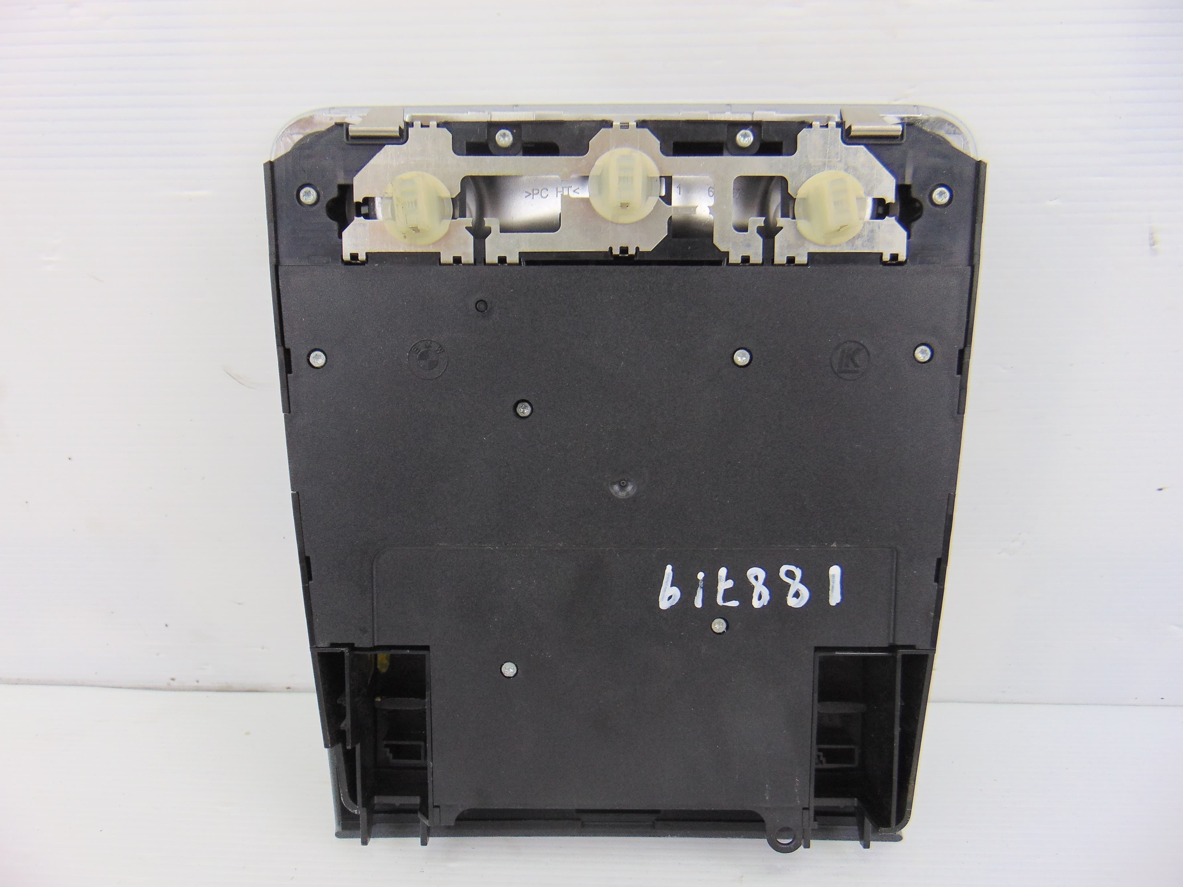 Luz interior, BMW Serie 1 Berlina (E81/E87) 118d 2007, 9137479 usado 3