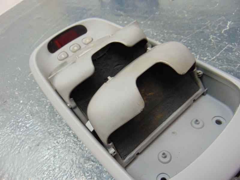 Luz interior, Kia Carnival Ii (Fl) 2.9 CDRi EX 2002, 0K53E51410 usado 9