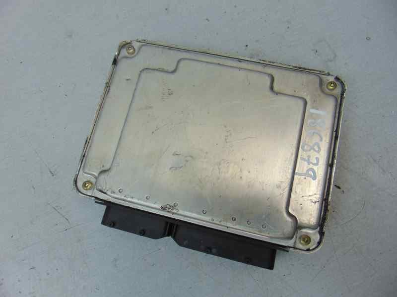 Centralita motor uce, 038906019GS usado 4