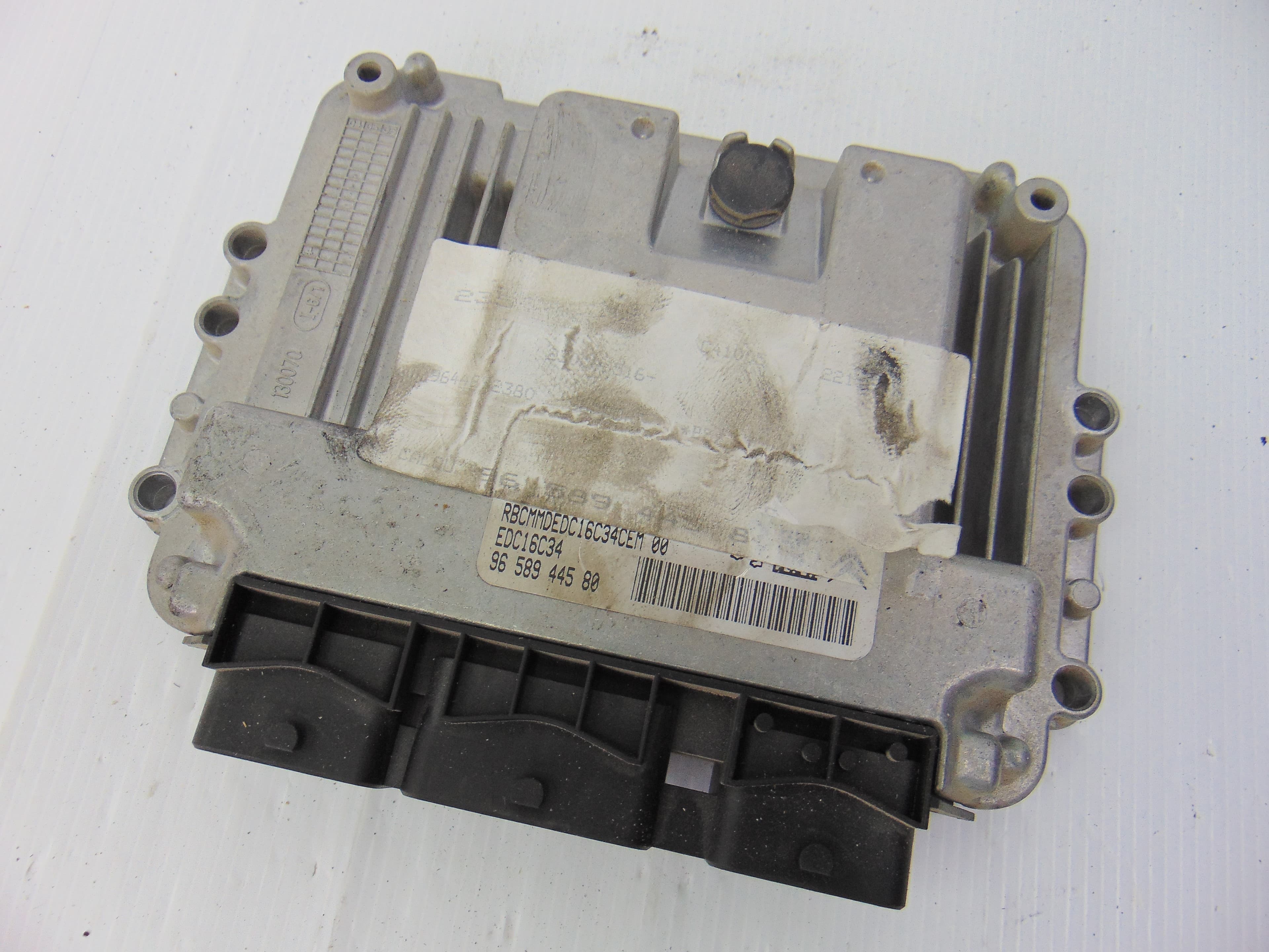 Centralita motor uce, Citroen C4 Berlina Sx 2005, 9658944580 usado