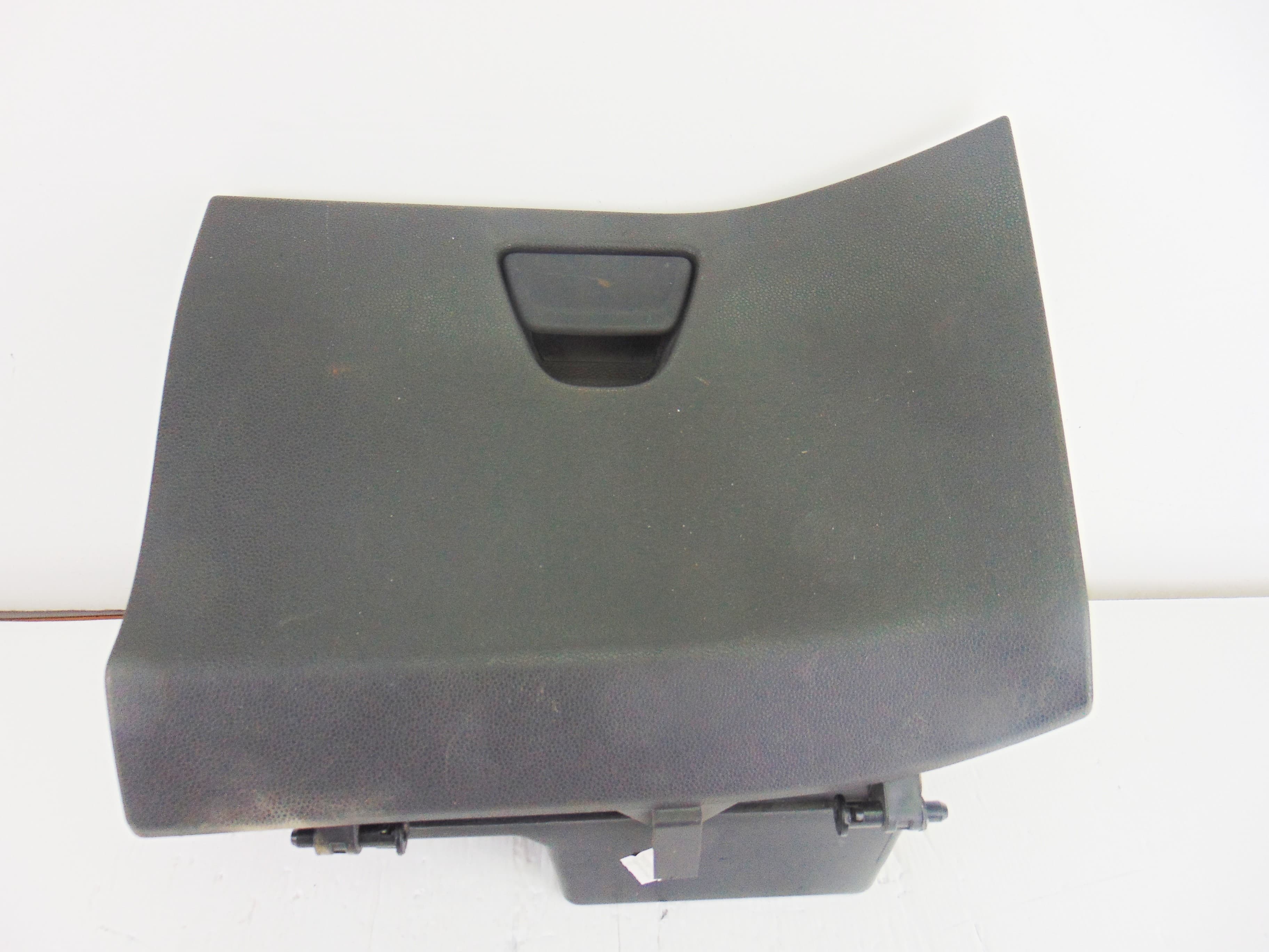 Guantera, Ford Fiesta (Cnn) Trend 2014, BA61A06010AE usado
