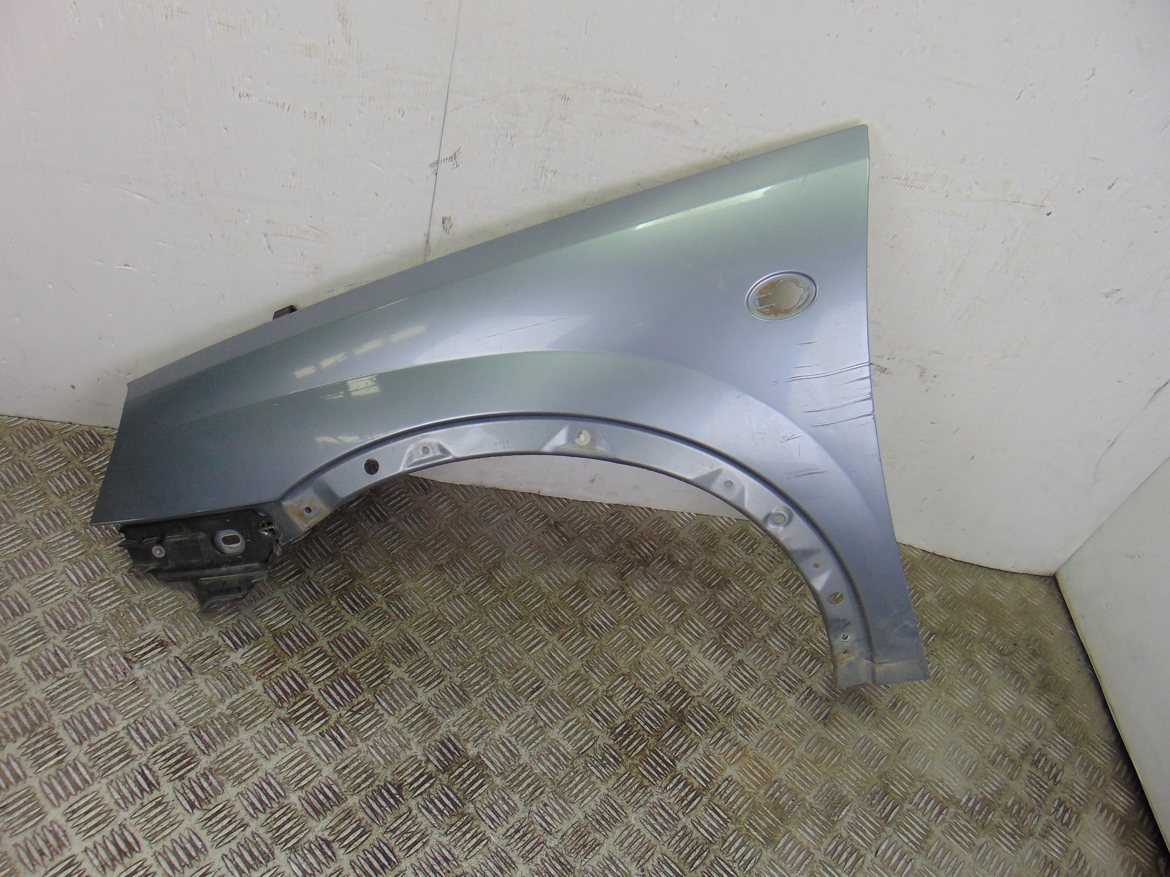 Aleta delantera izquierda, Opel Corsa C Blue Line 2005 usado