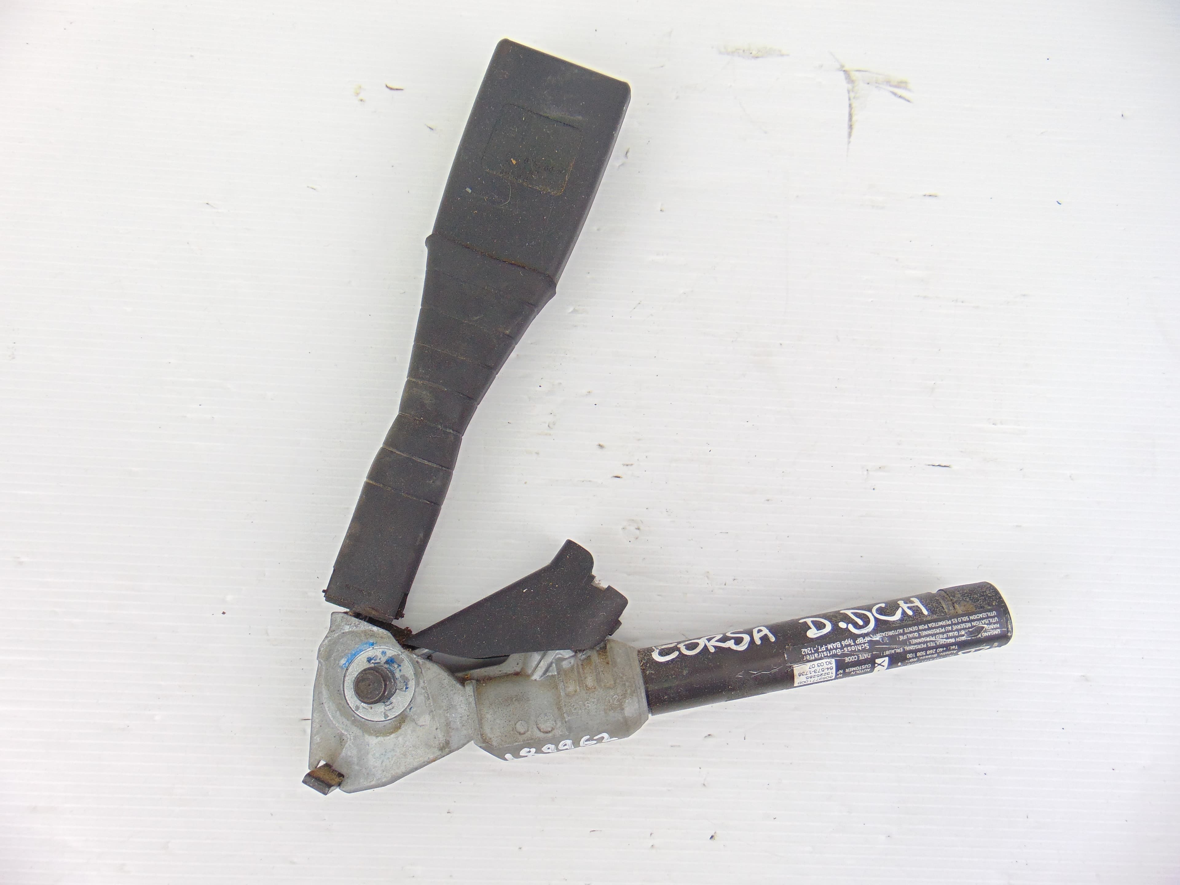Pretensor airbag derecho, Opel Corsa D Sport 2008, 13225285 usado