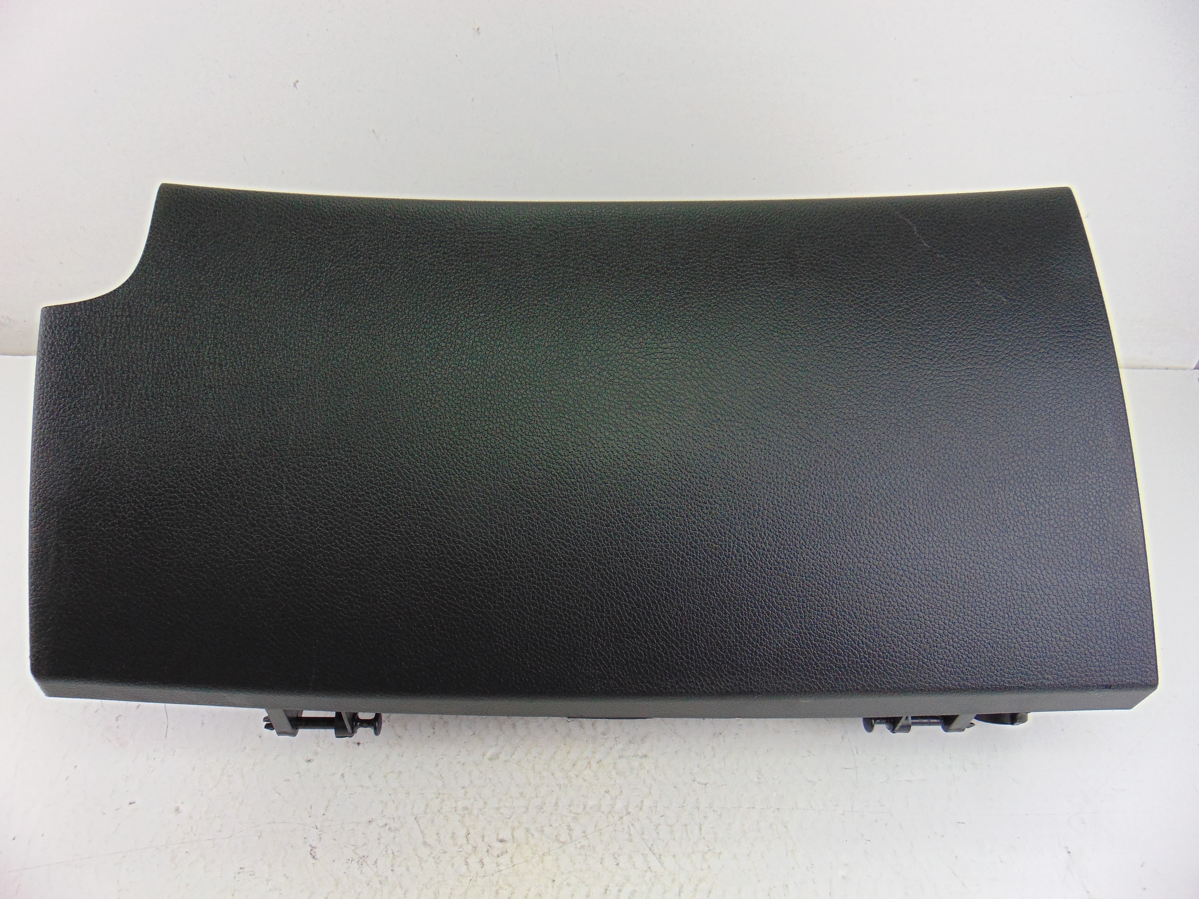 Guantera, Hyundai I30 (Gd) Classic 2012, 84510-A6100 usado