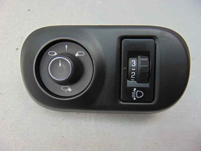 Mando retrovisor, Citroen C4 Cactus Feel 2018, 9817840980 usado