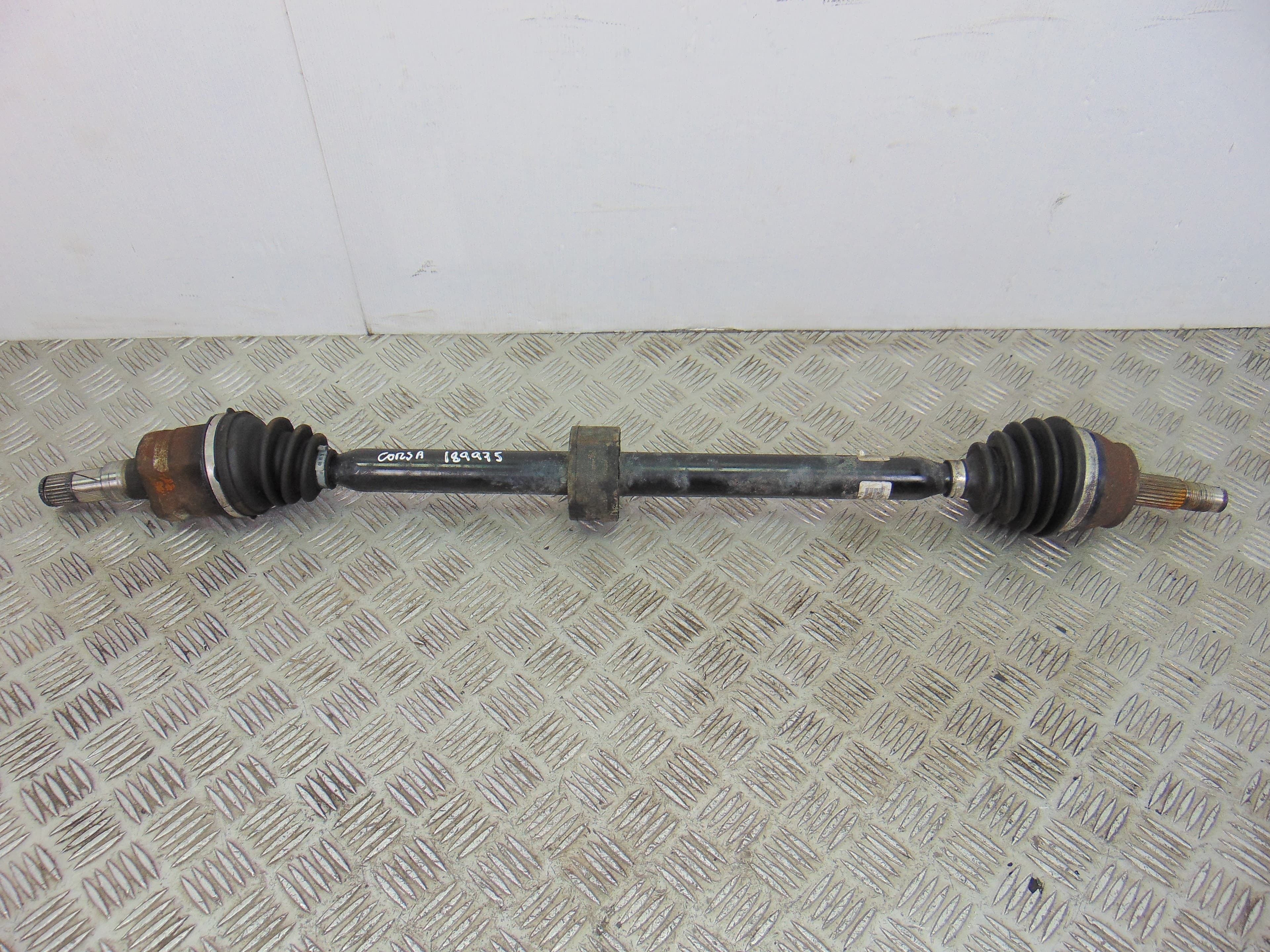 Transmision delantera derecha, Opel Corsa D Sport 2008 usado