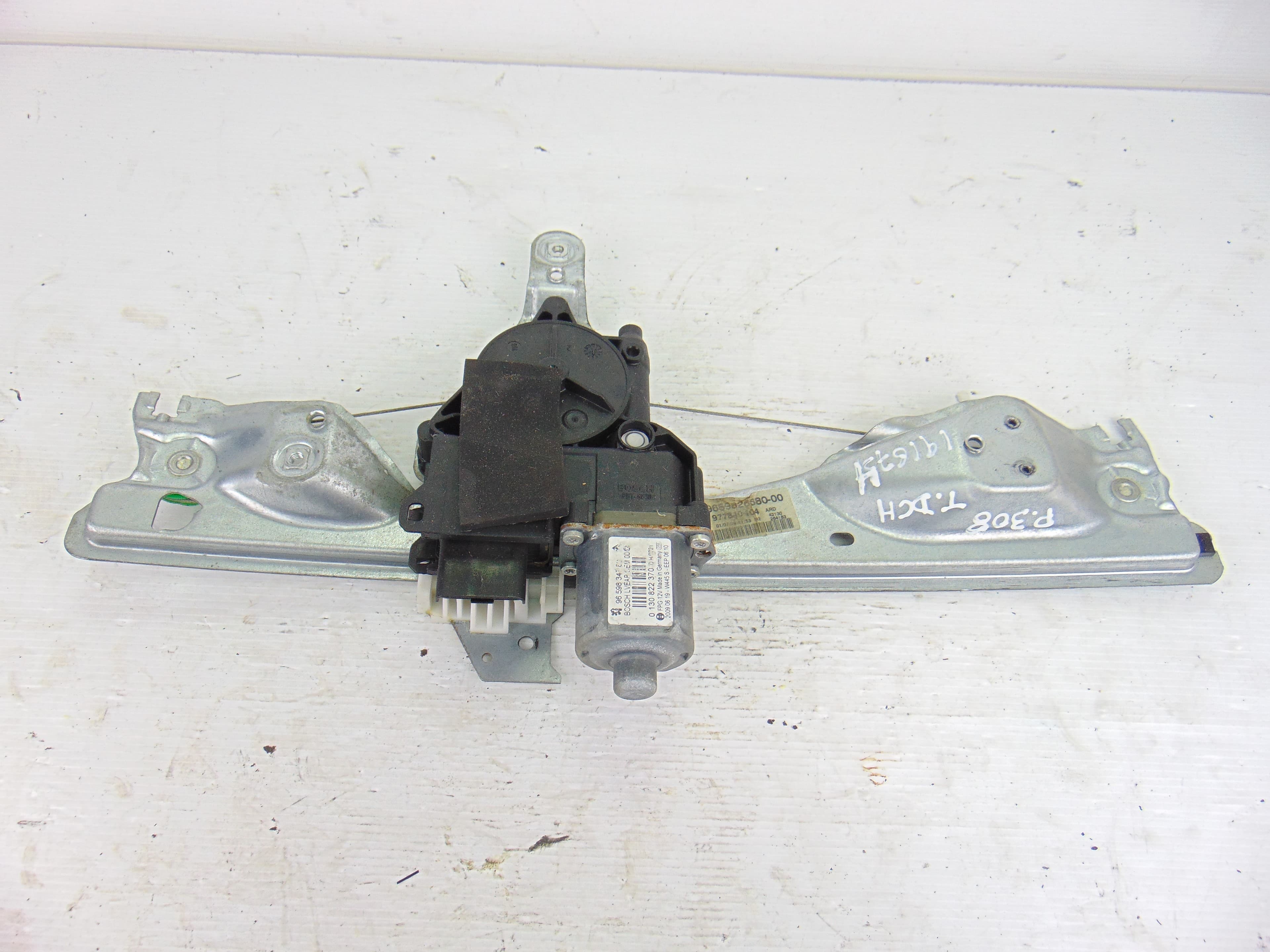 Elevalunas trasero derecho, Peugeot 308 Premium 2009 usado