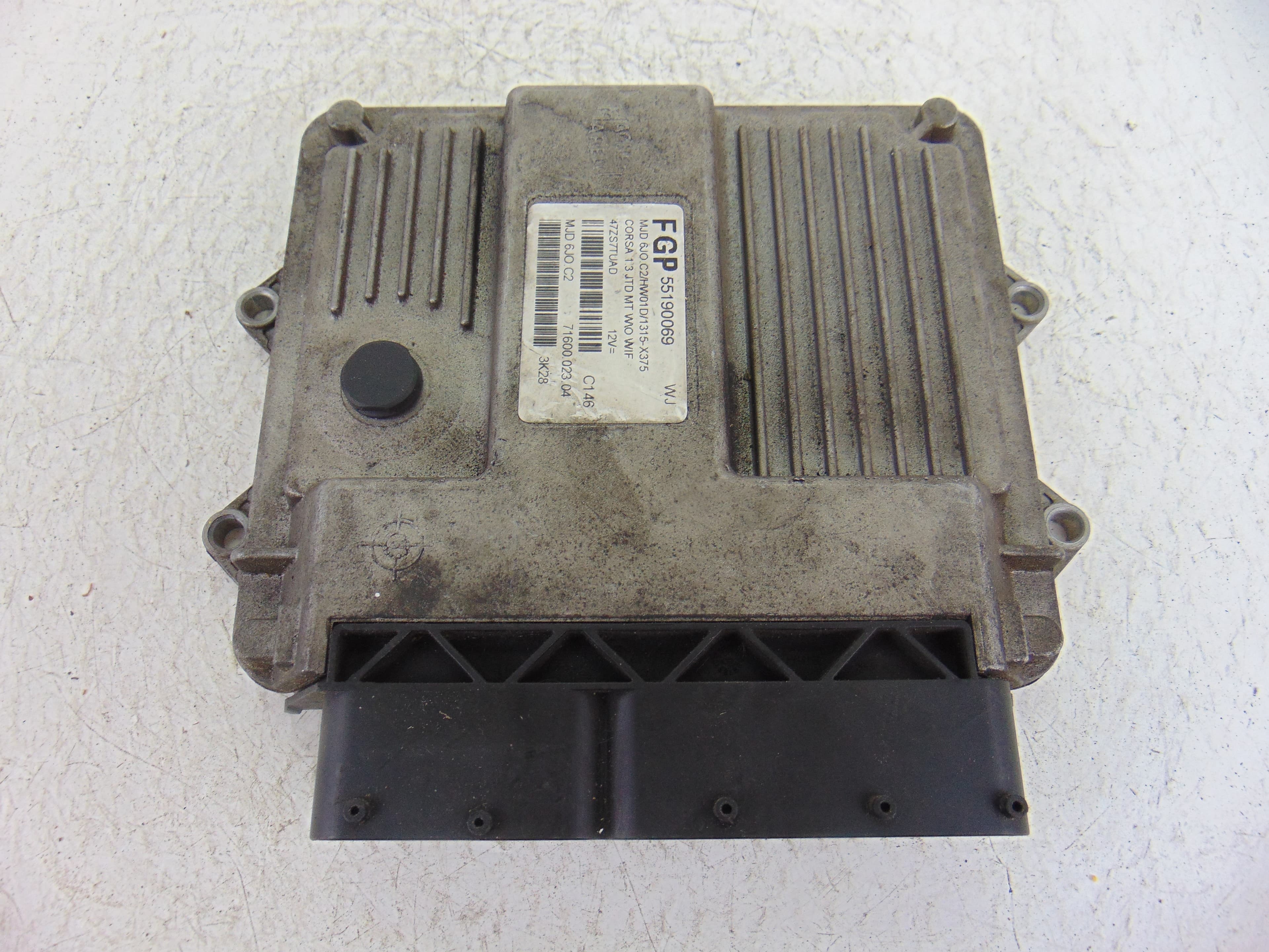 Centralita motor uce, Opel Corsa C Blue Line 2004, 55190069 usado