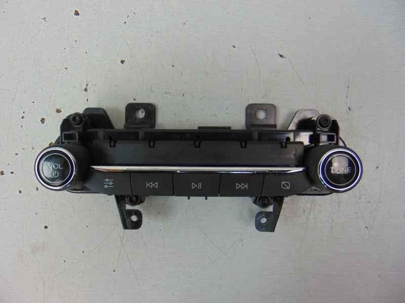 Mando multifuncion, Ford Ka+ (Cdu) Ultimate 2019, J7BT-18K811-HB usado