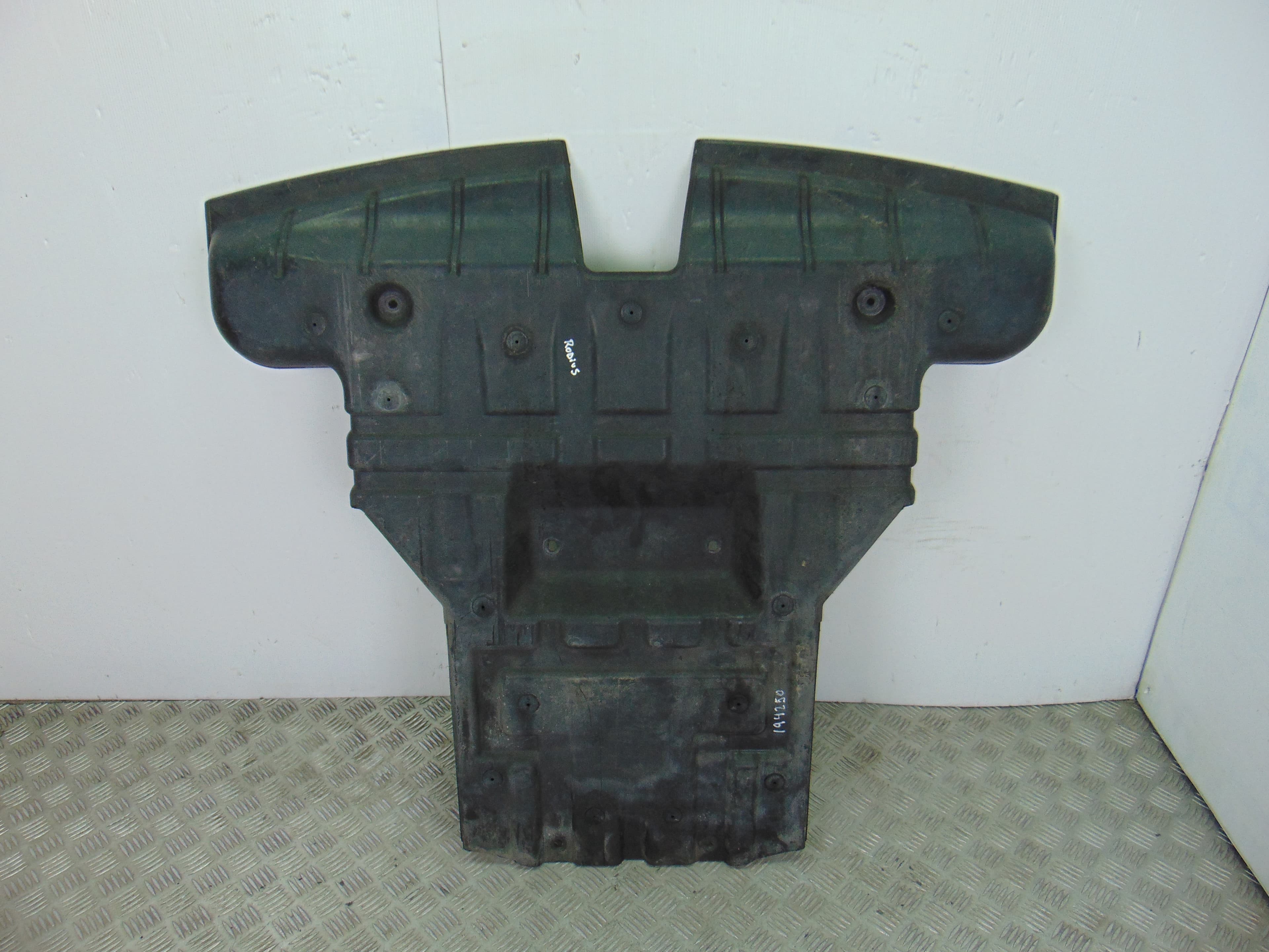 Cubrecarter, Ssangyong Rodius Xdi 2010, 24910-21000 usado
