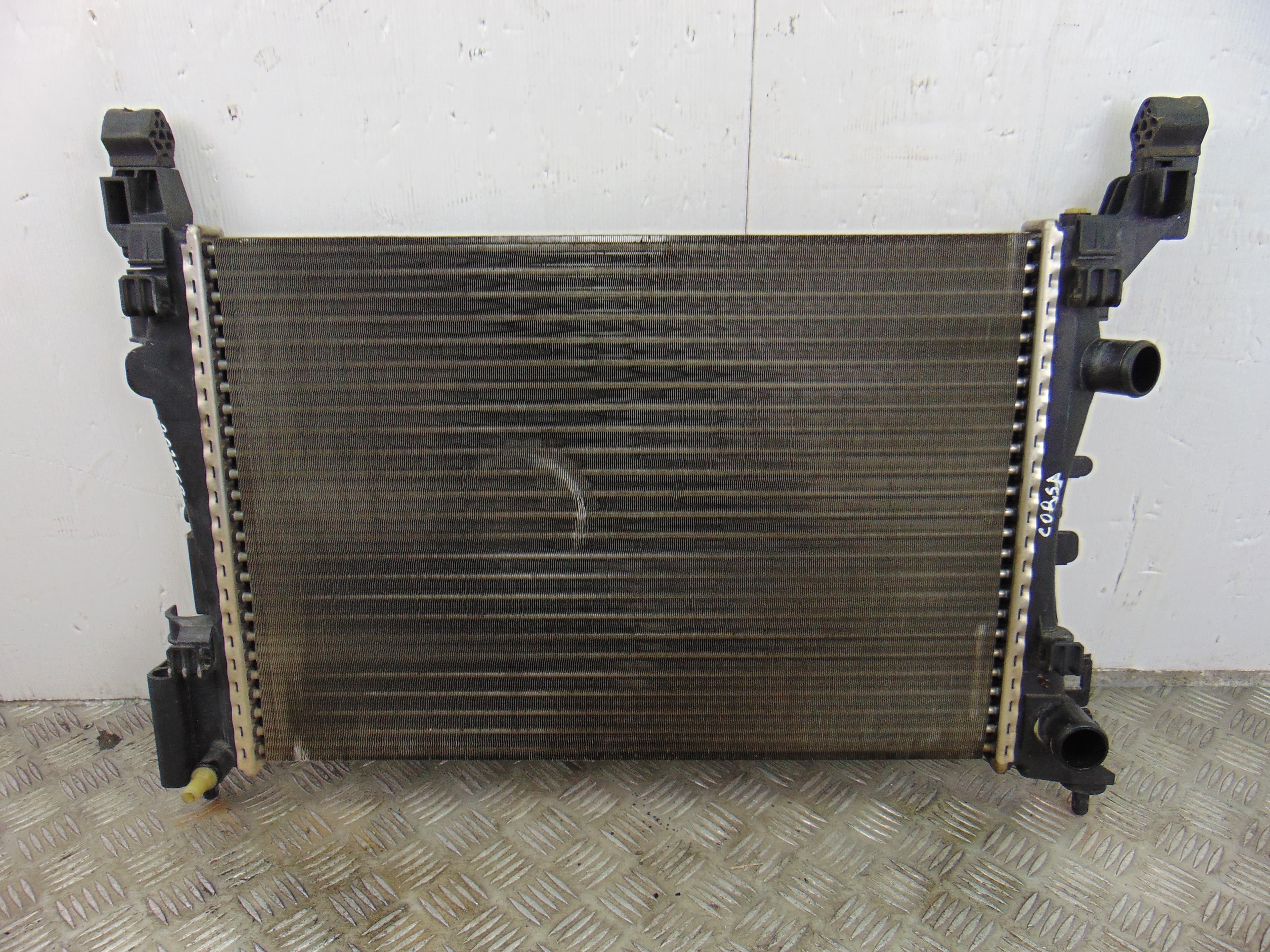 Radiador agua, Opel Corsa D Cosmo 2009, 55701408 usado