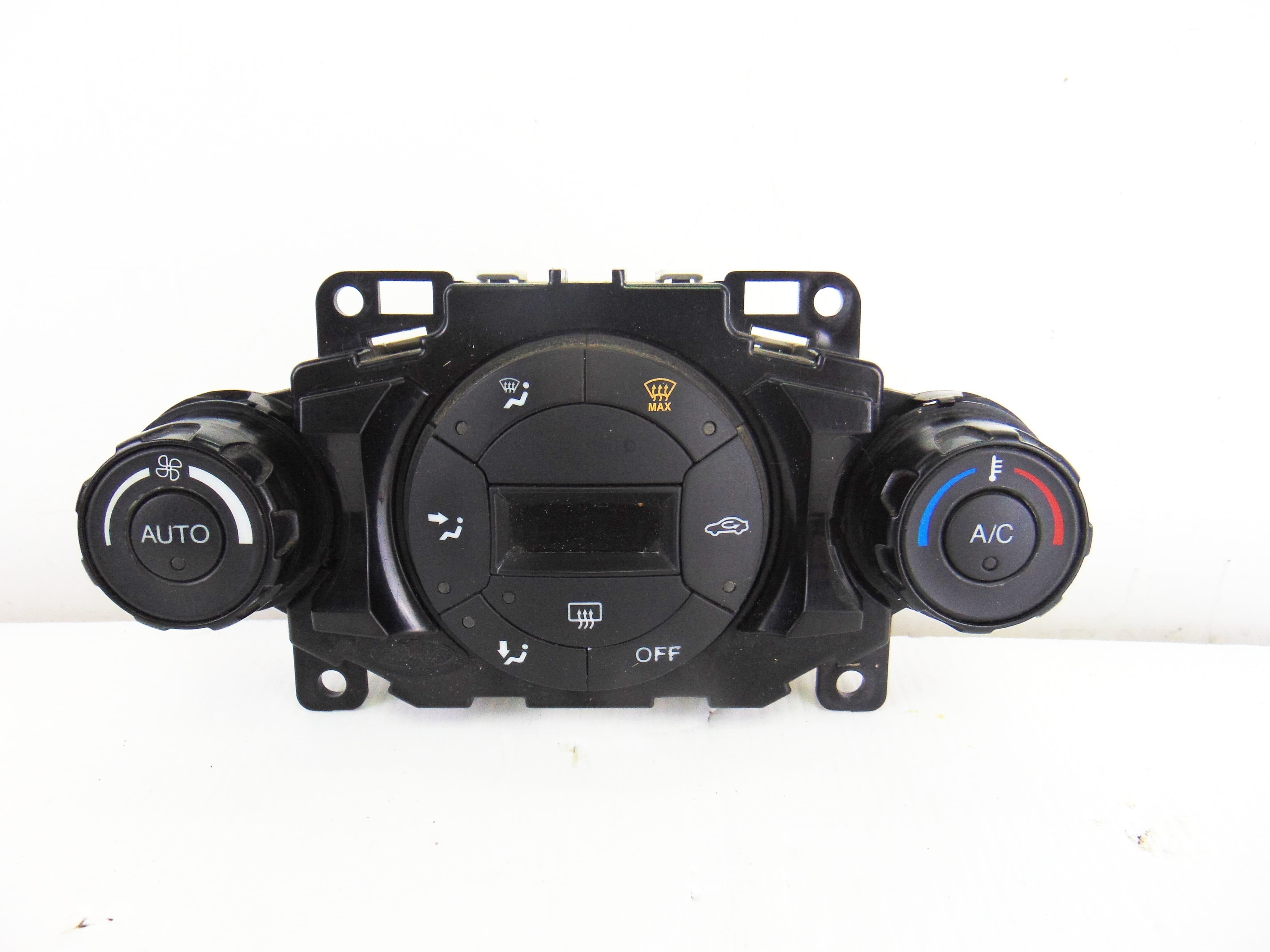 Mando climatizador, Ford Fiesta (Cnn) Trend 2014, 8A6T18C612 usado