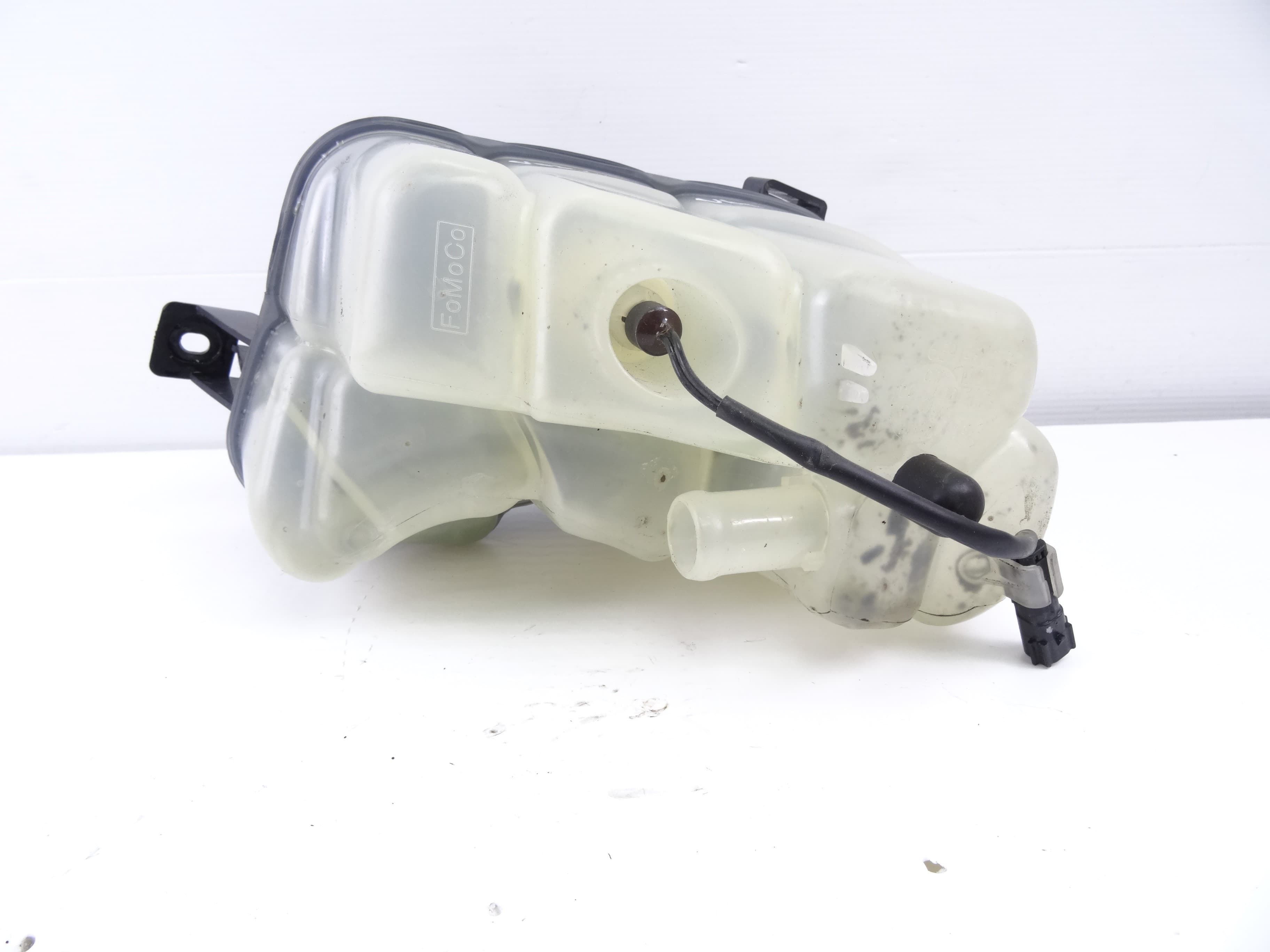 Deposito expansion, Volvo V60 Familiar Summum 2014, 6G918K218 usado