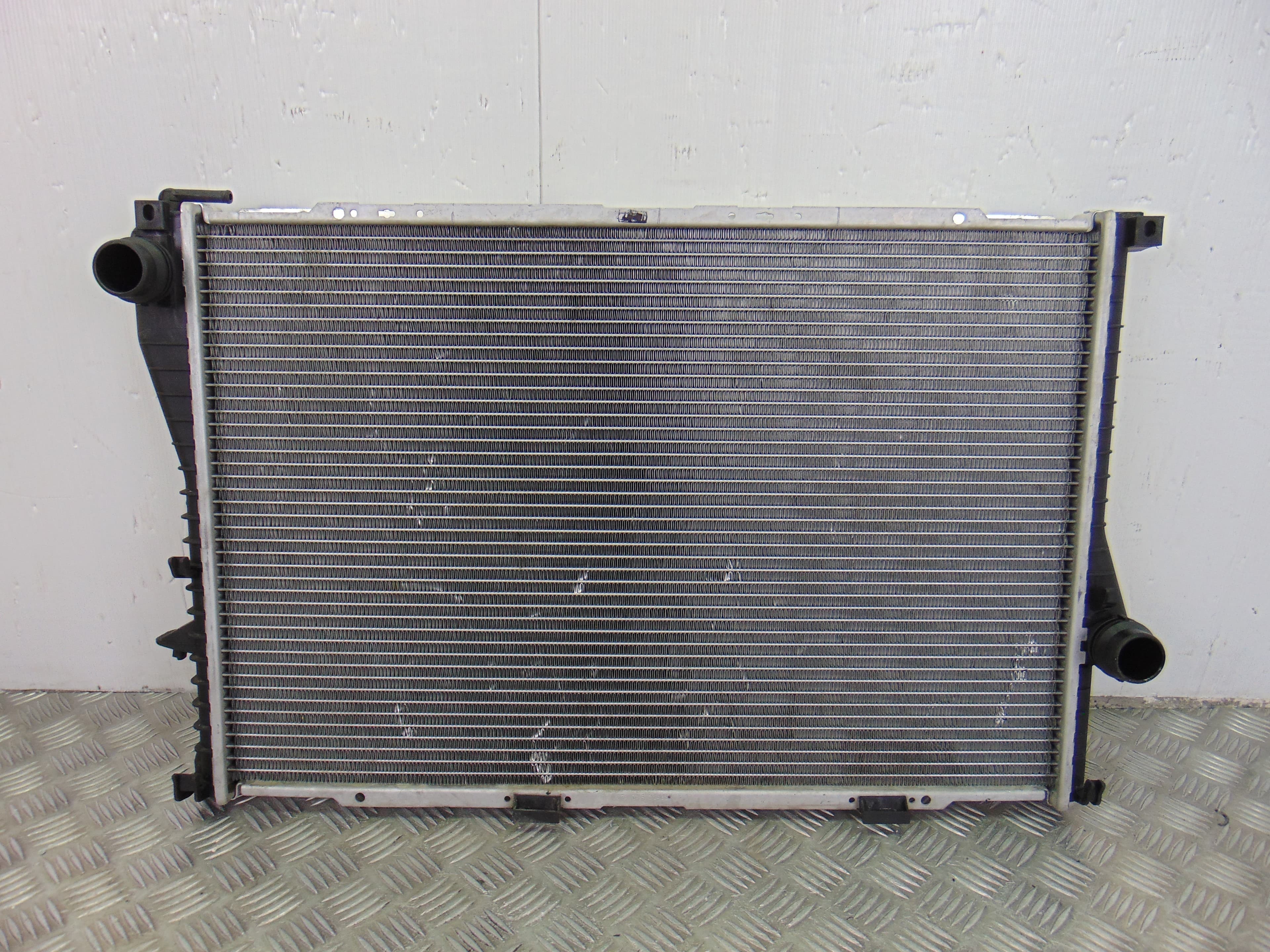 Radiador agua, BMW Serie 5 Berlina (E39) 525i 2001 usado
