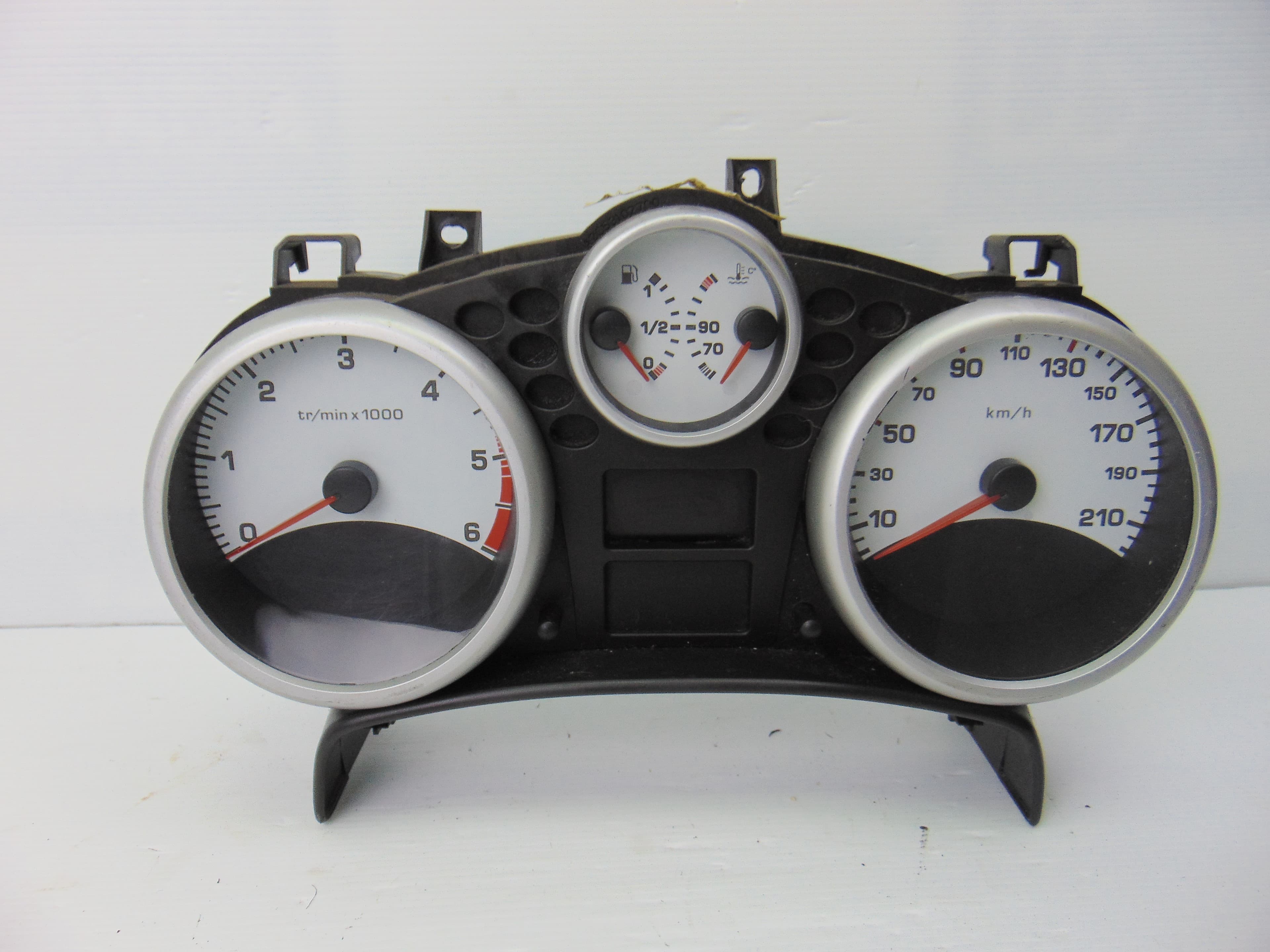 Cuadro instrumentos, Peugeot 207 X-Line 2007 usado