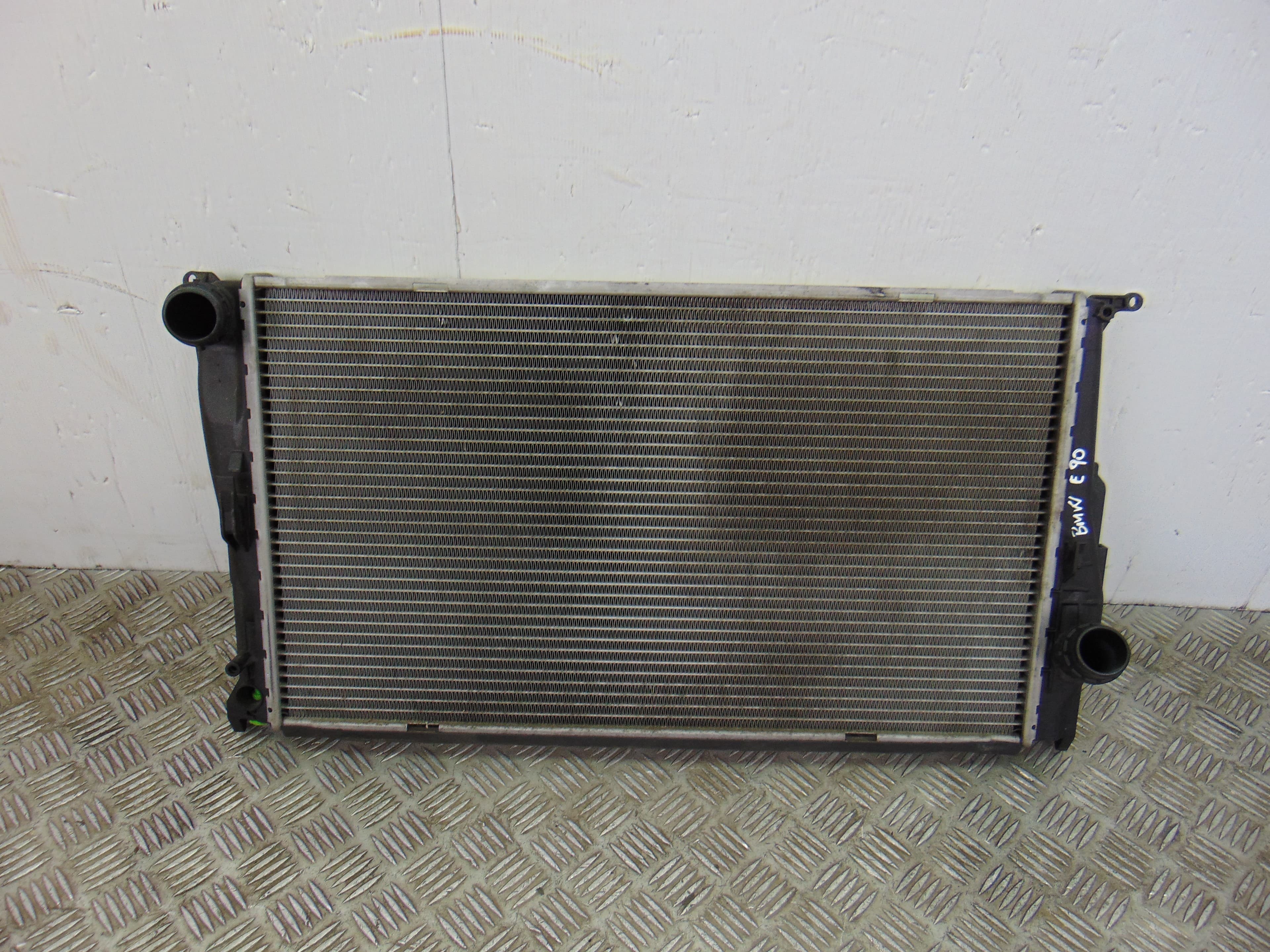 Radiador agua, BMW Serie 3 Berlina (E90) 318d 2006, 778889812 usado