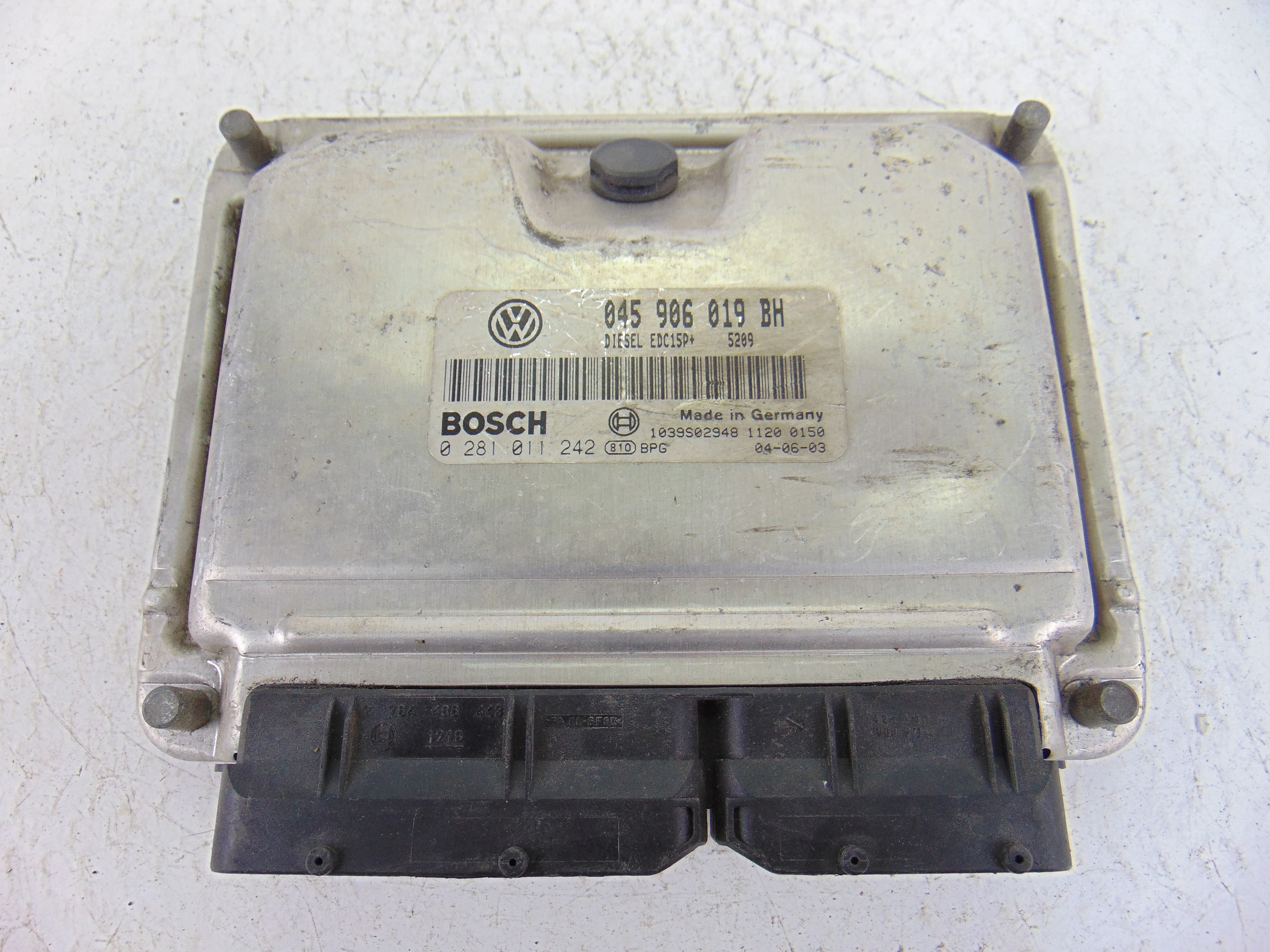 Centralita motor uce, 045906019BH usado