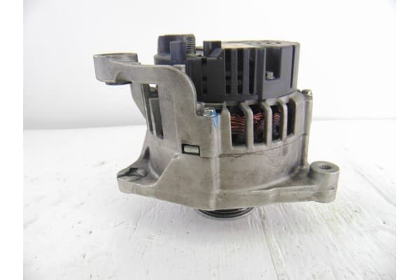 Alternador, Audi A8 (D2) 2.5 TDI Quattro 2001 usado