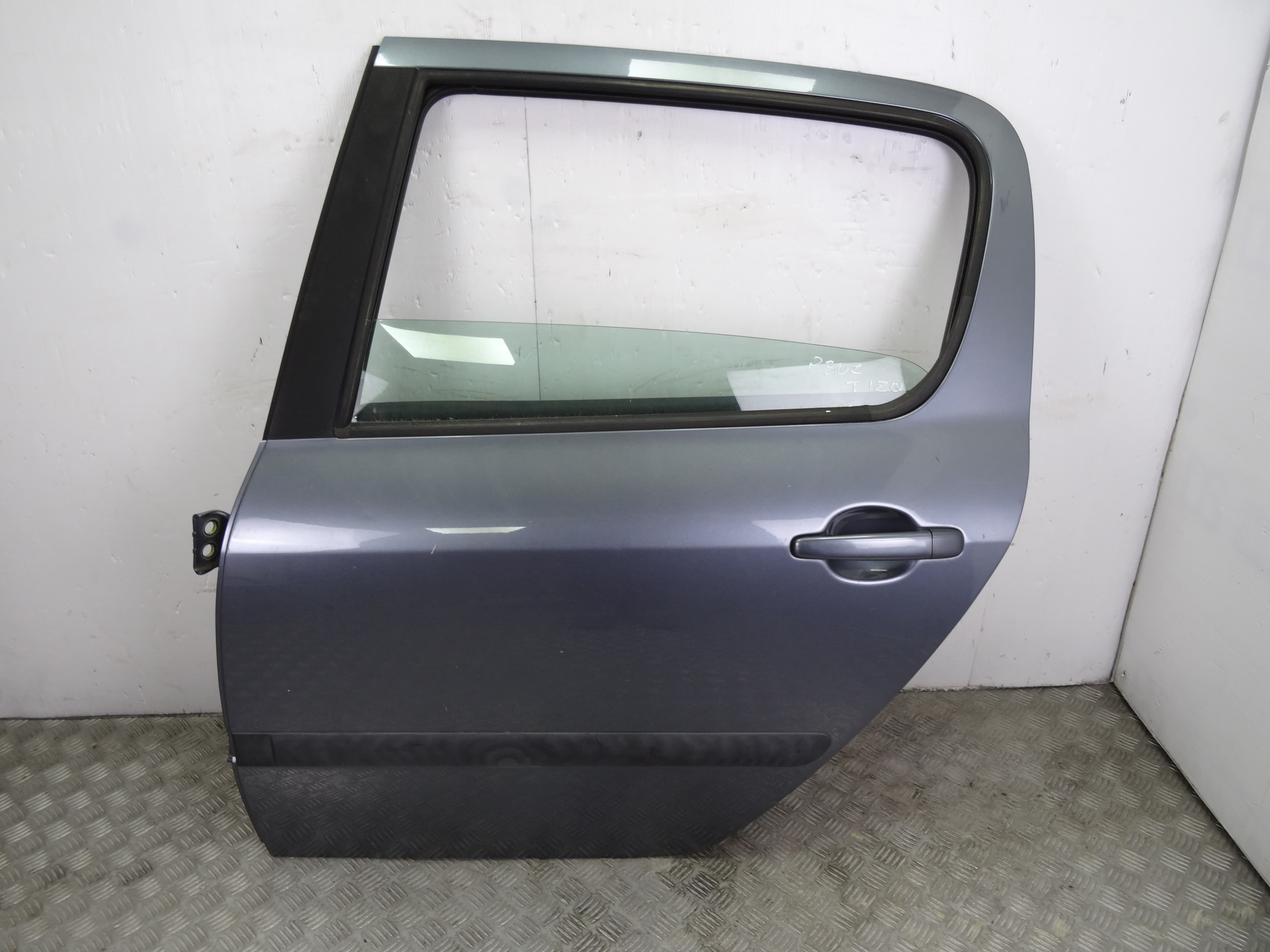 Puerta trasera izquierda, Peugeot 307 Berlina (S2) X-Line 2006 usado