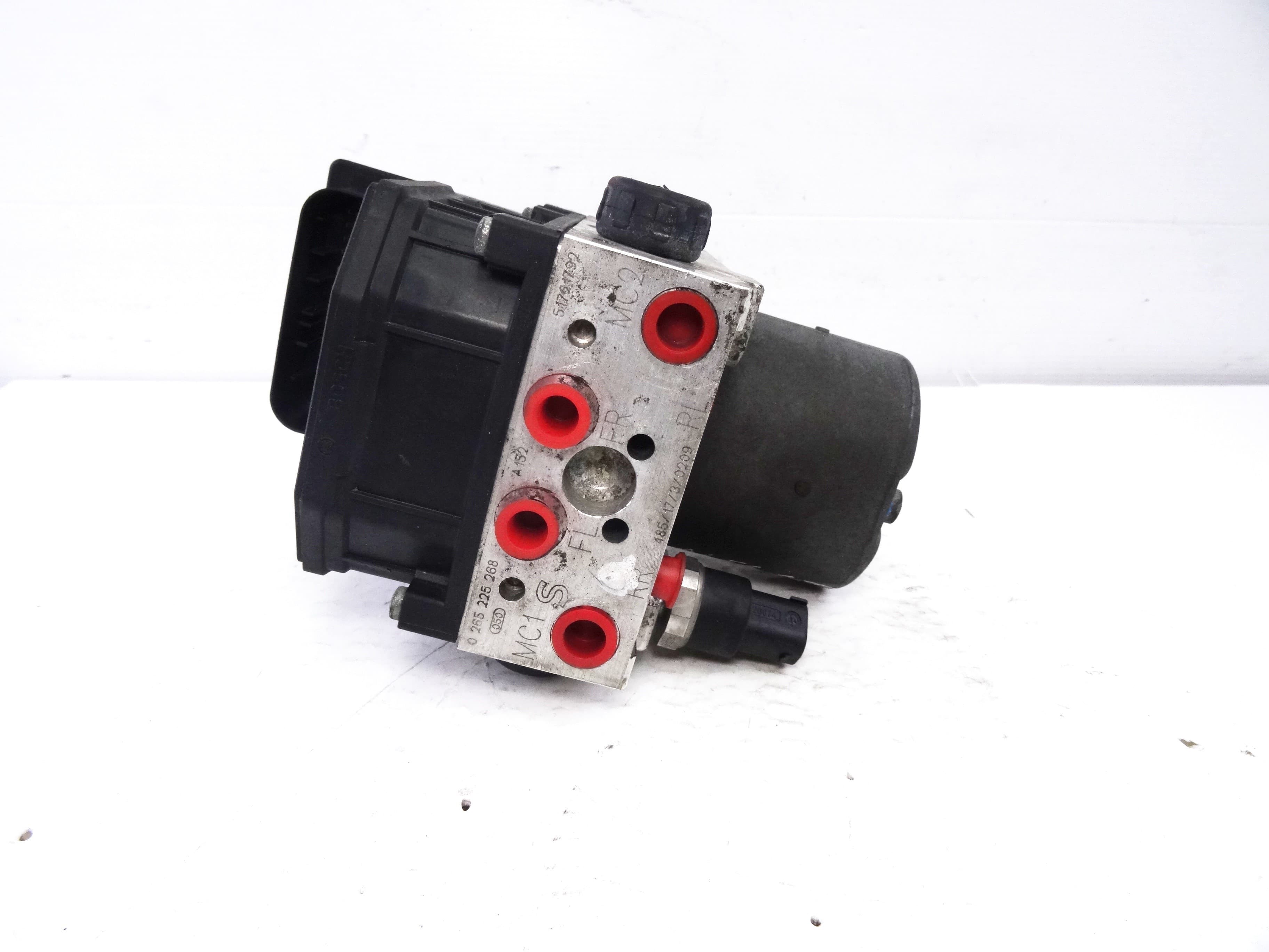 ABS, Alfa Romeo Gt (125) 2.0 Jts 16V Progression 2004, 51721792 usado
