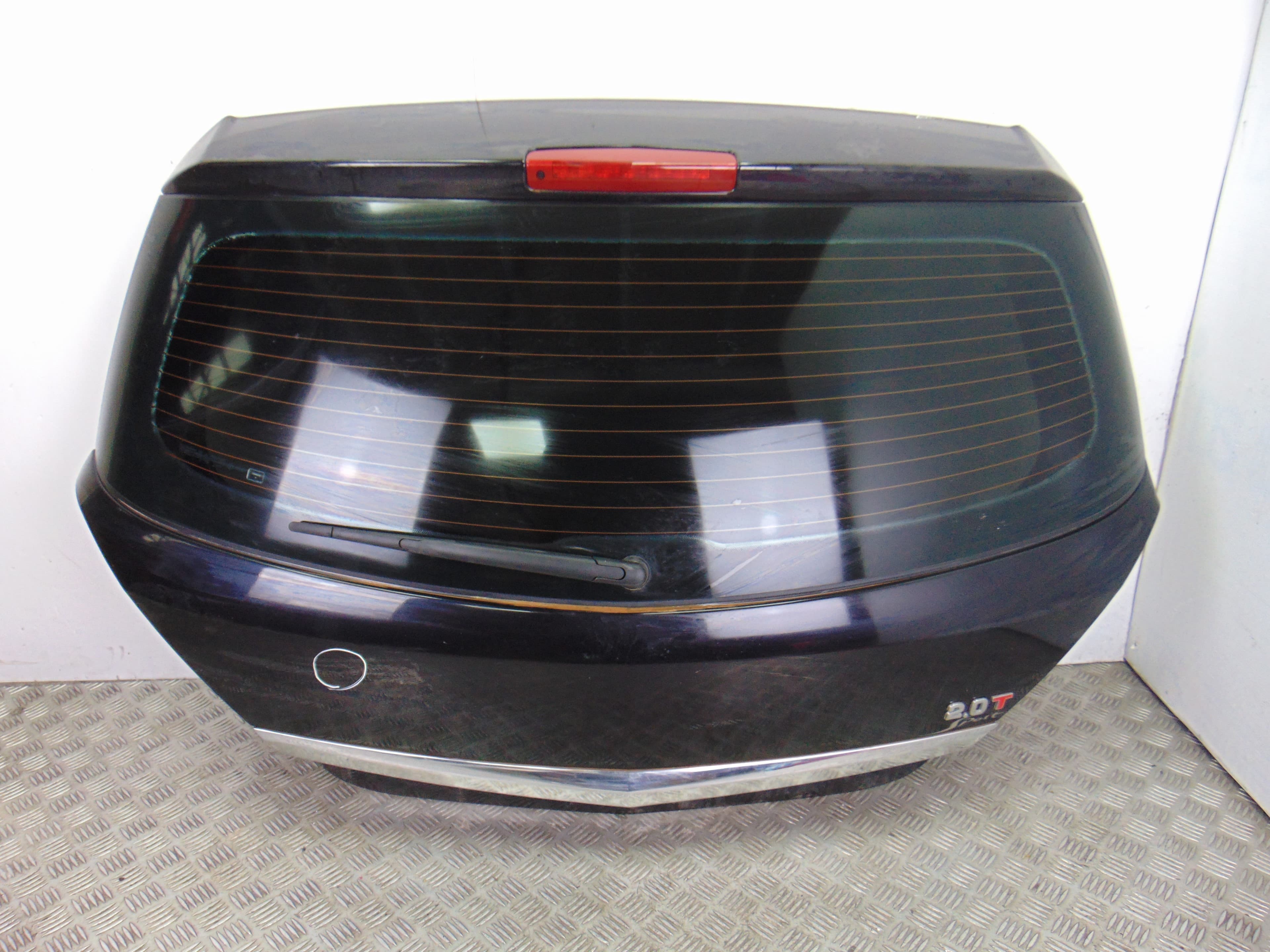 Porton trasero, Opel Astra H Berlina Sport 2005 usado