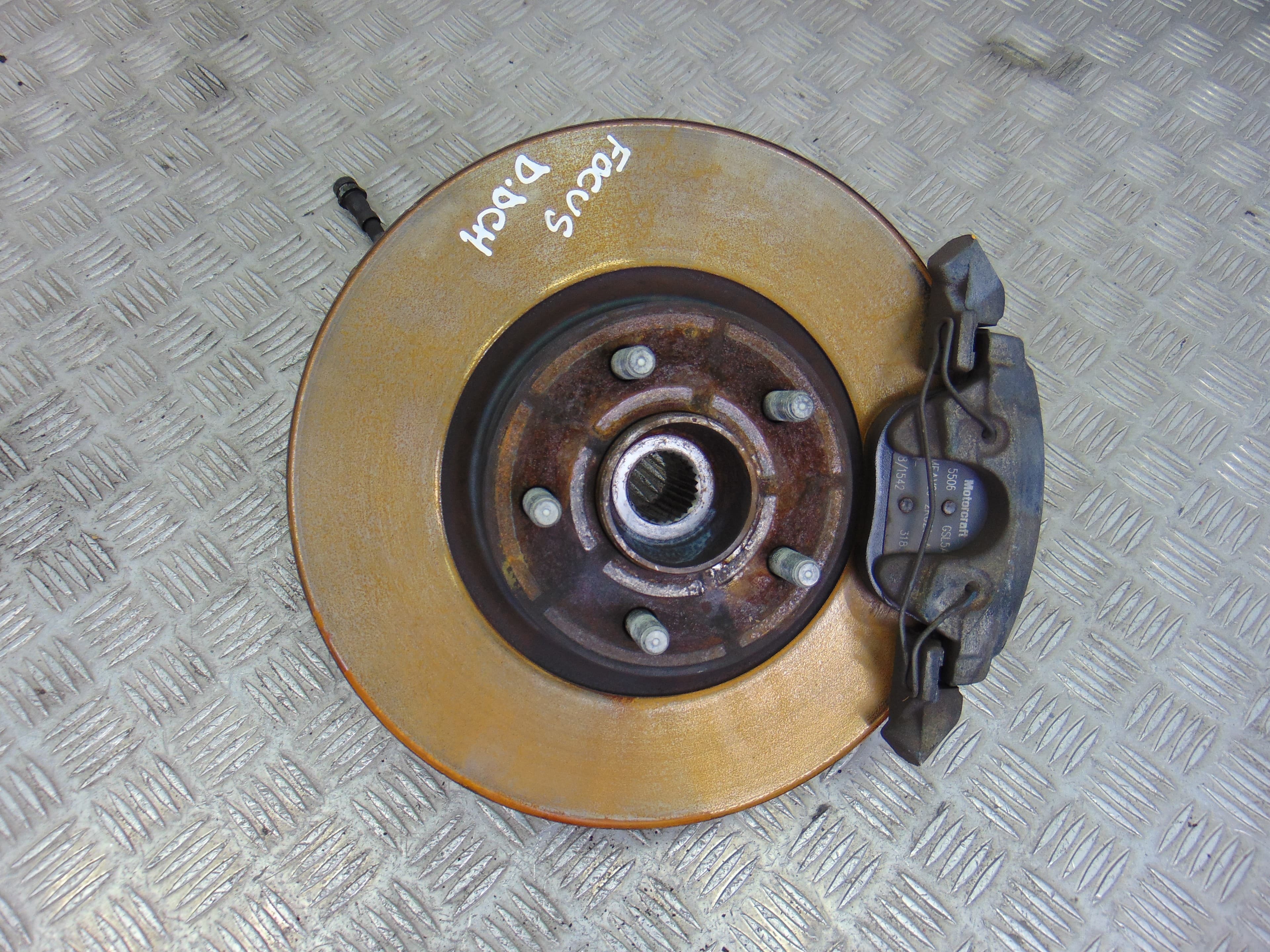 Mangueta delantera derecha, Ford Focus Berlina (CB8) Trend 2011 usado