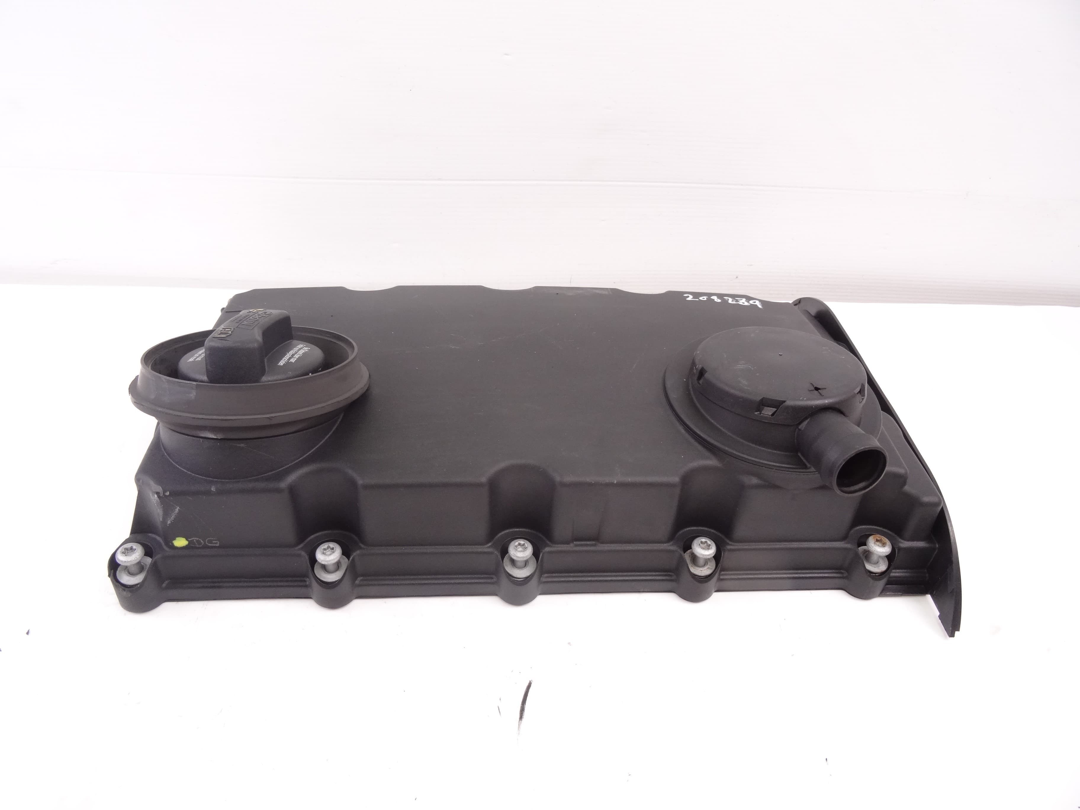 Tapa balancines, Audi A6 Berlina (4F2) 2.0 TDI 2008, 03G103475B usado