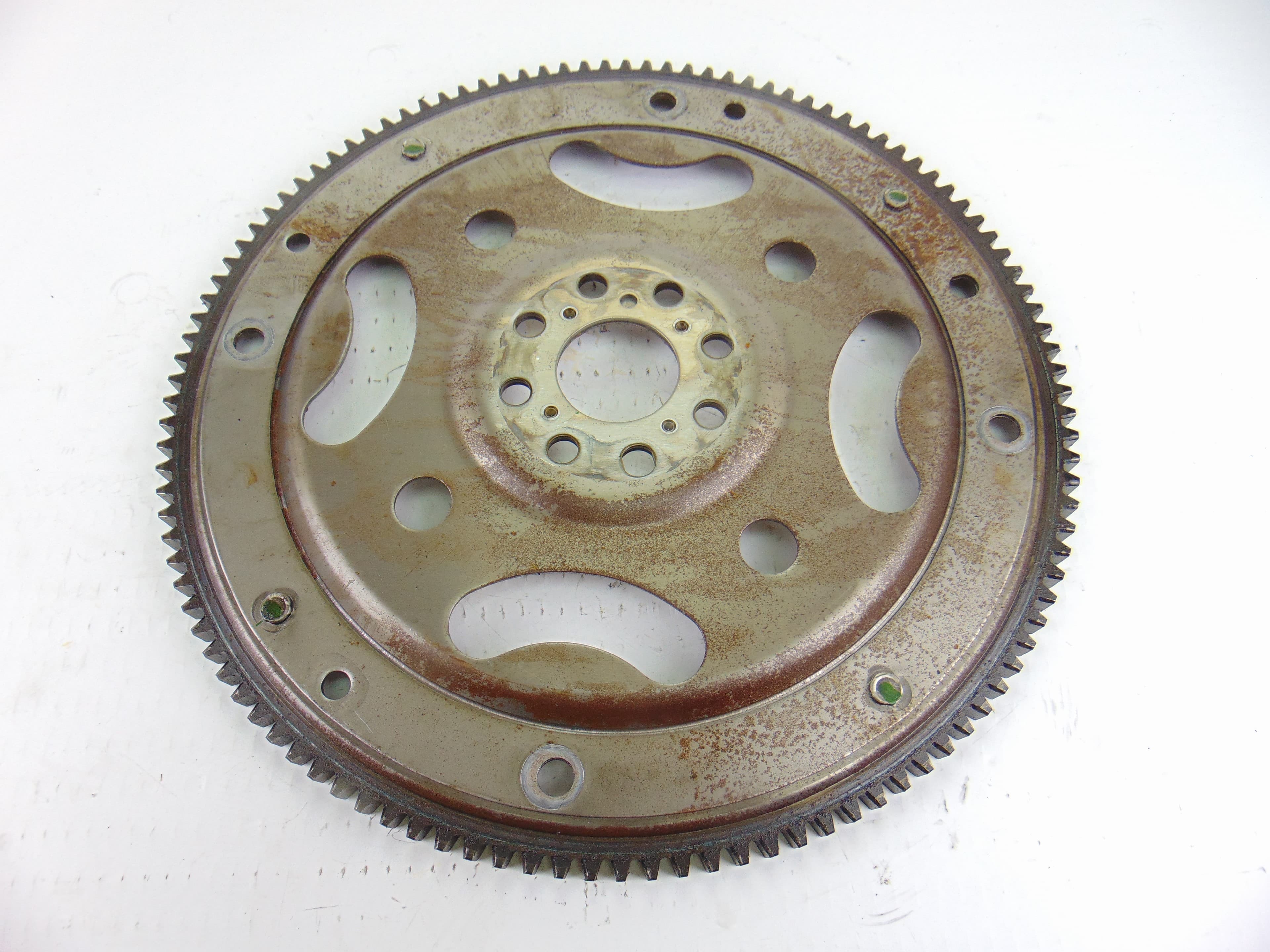 Volante motor, 306DT usado
