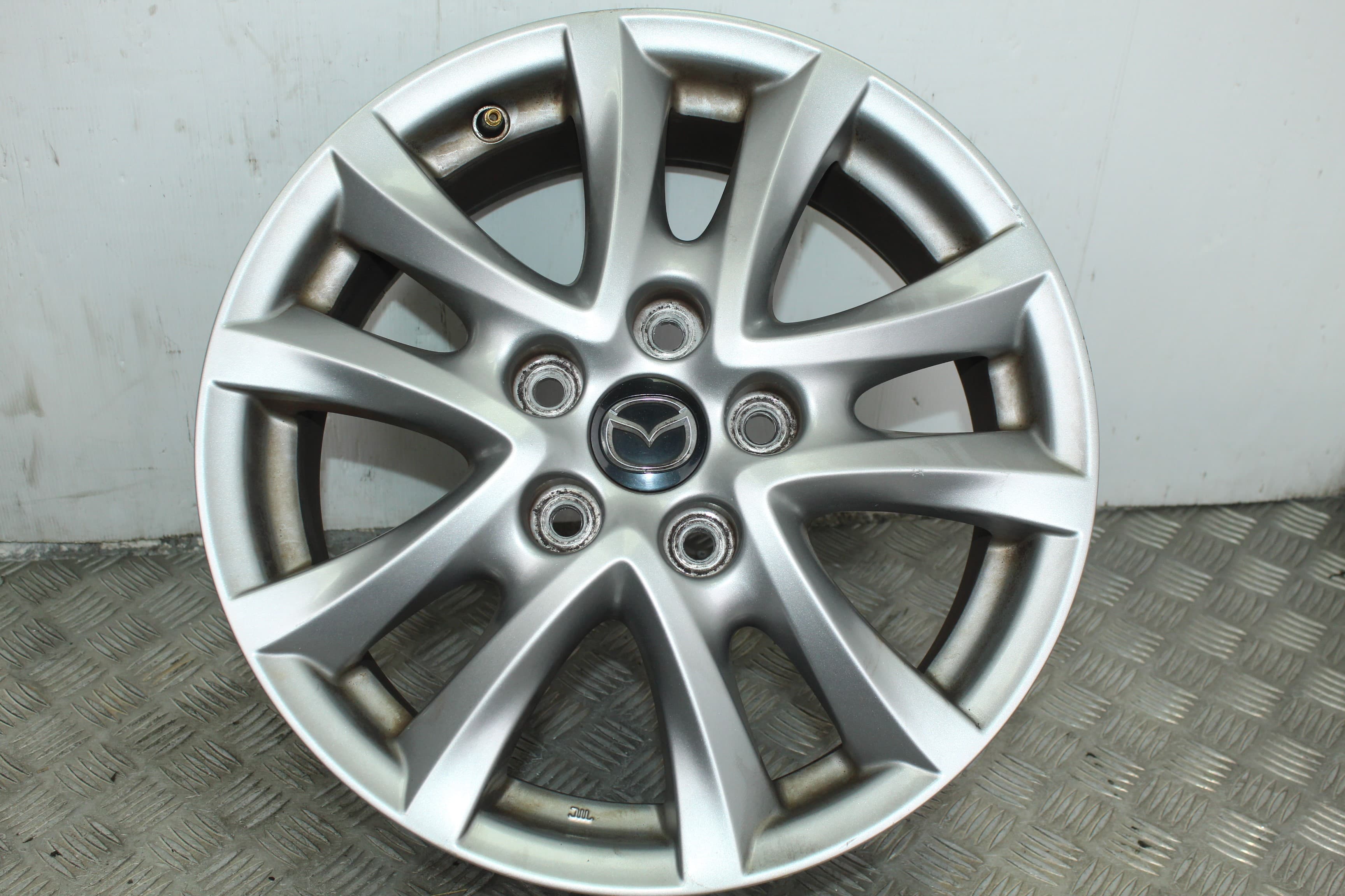 Llanta, Mazda 3 Berlina / Sedán (Bm/bn) Luxury 2014 usado