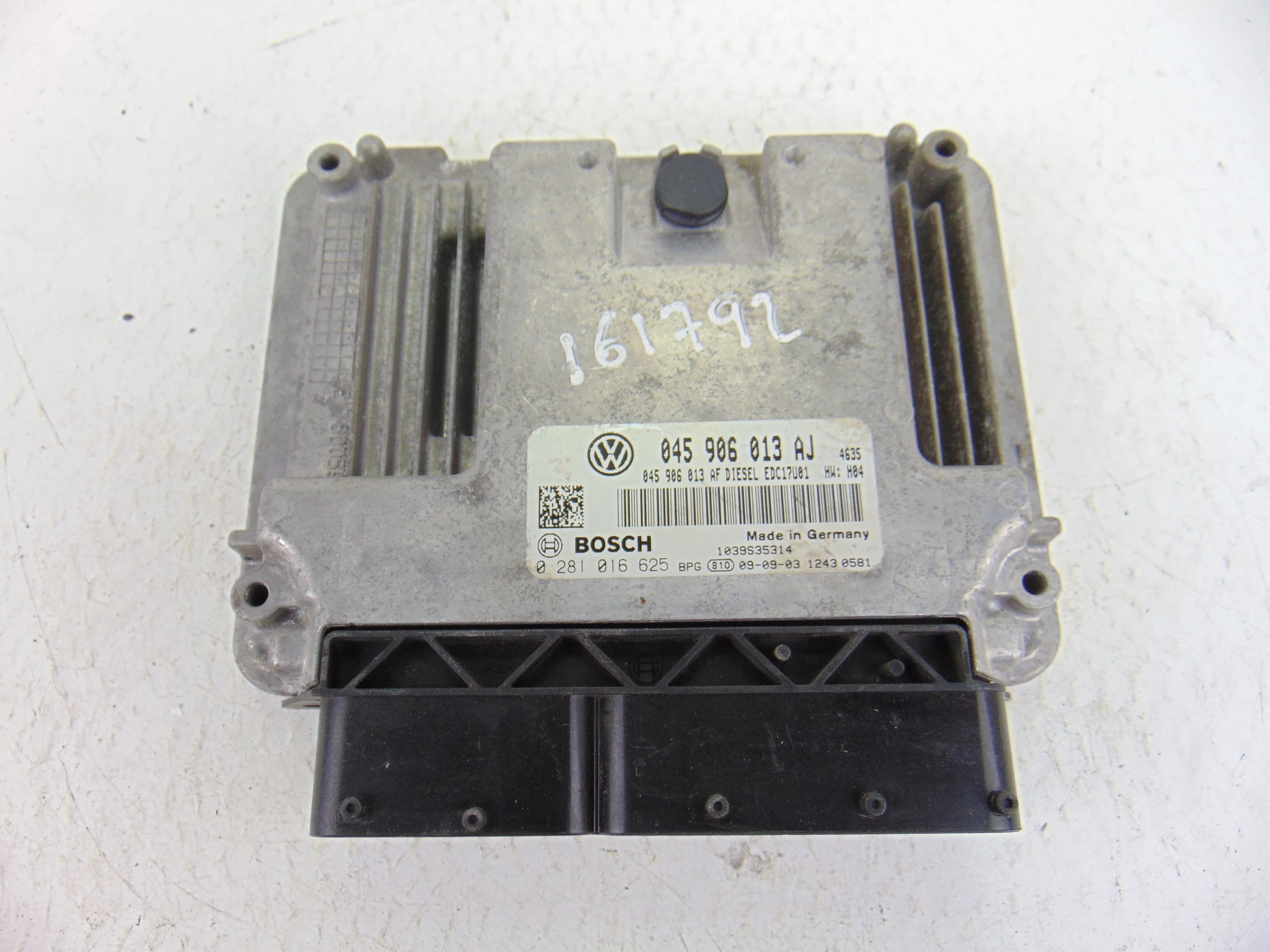 Centralita motor uce, 045906013AJ usado